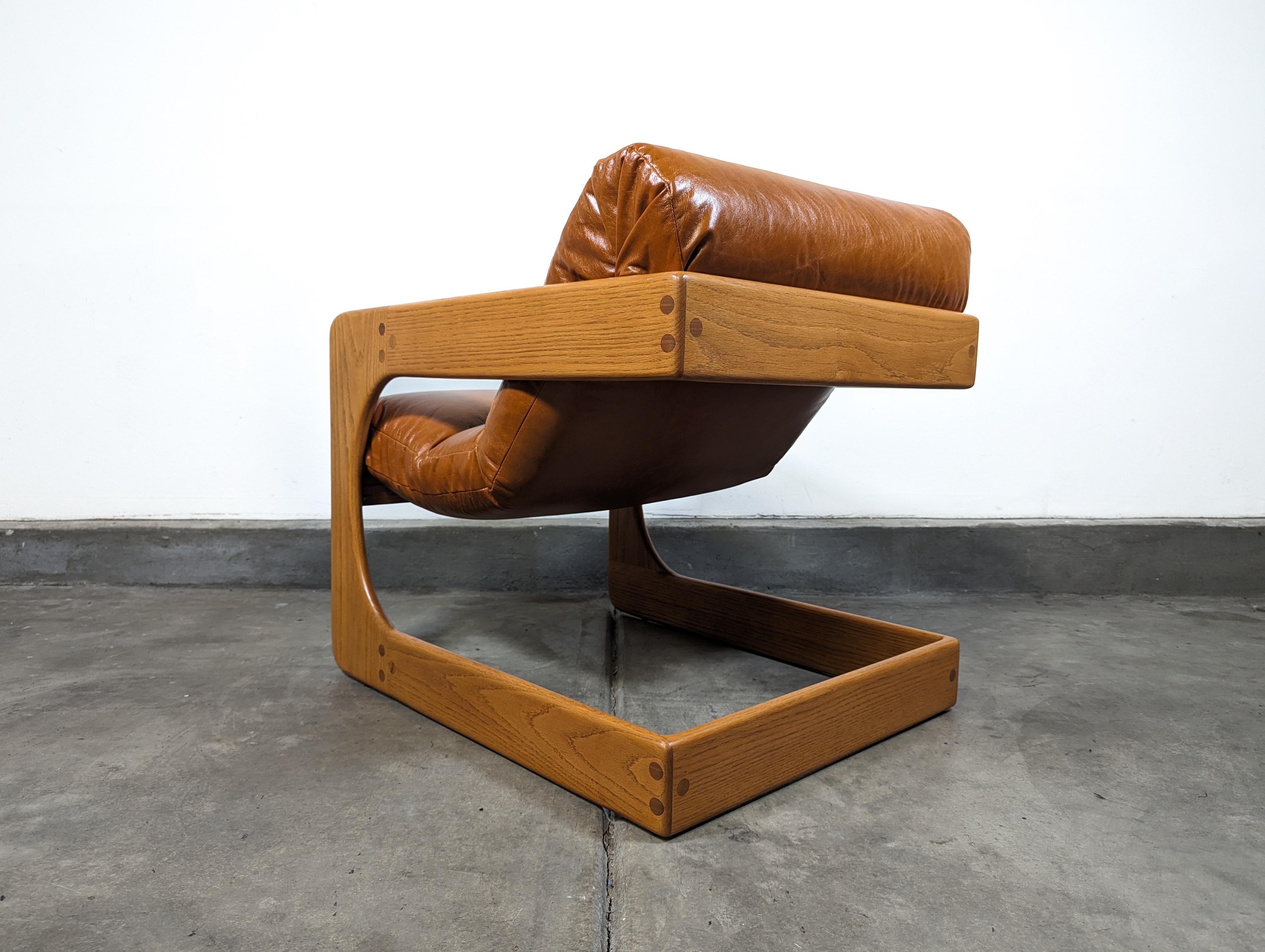 Hand-Crafted Mid Century Cantilevered Lounge Chair by Lou Hodges, Cognac Leather, 1970s
