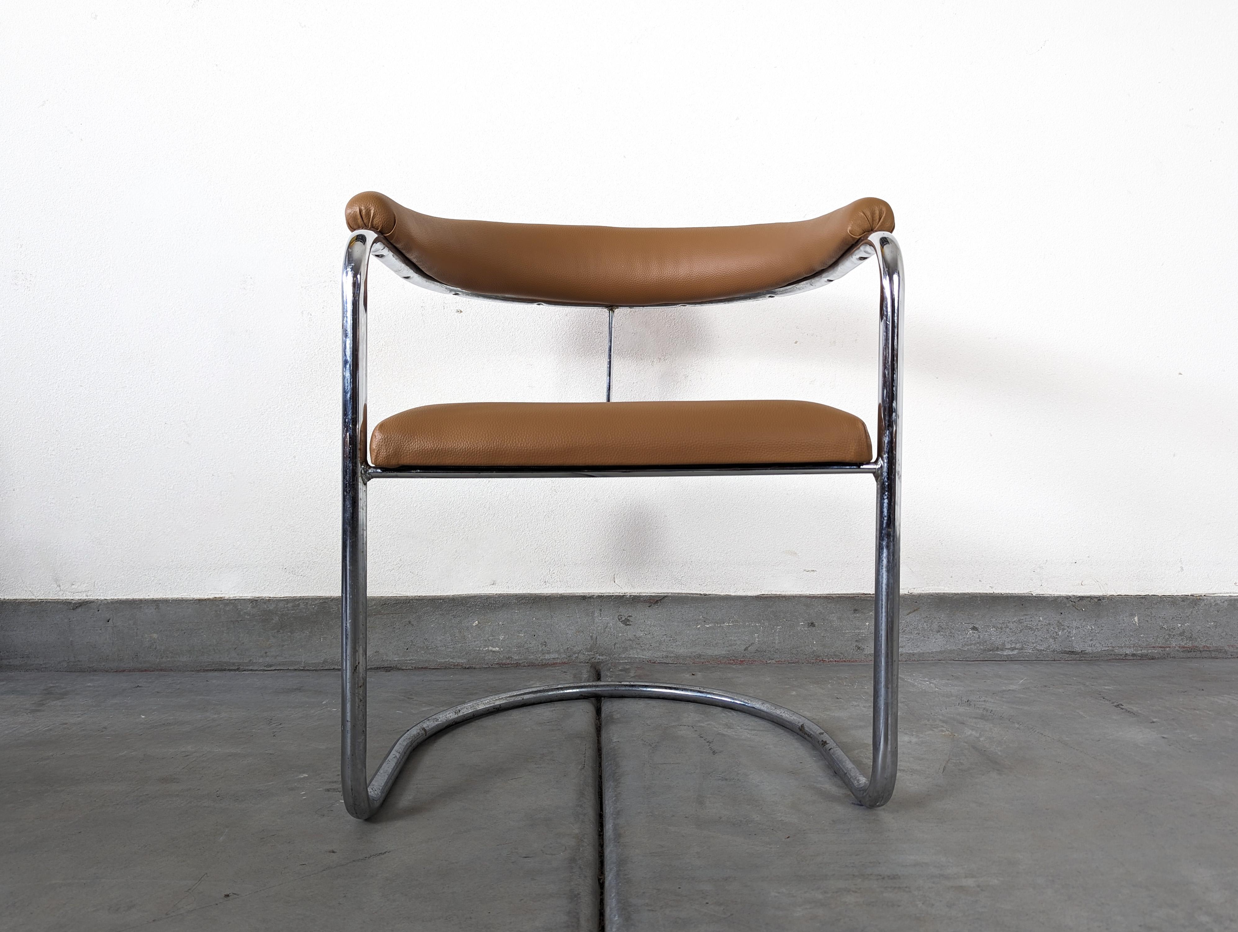 Mid Century Cantilevered SS33 Armchairs by Anton Lorenz for Thonet, c1970s 6