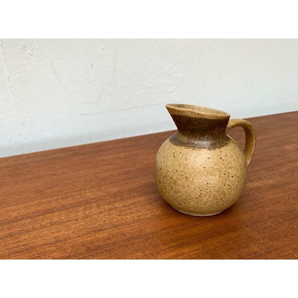 Mid-Century moderno Vaso a caraffa di metà secolo in gres Ravnild, Danimarca, anni '60 in vendita