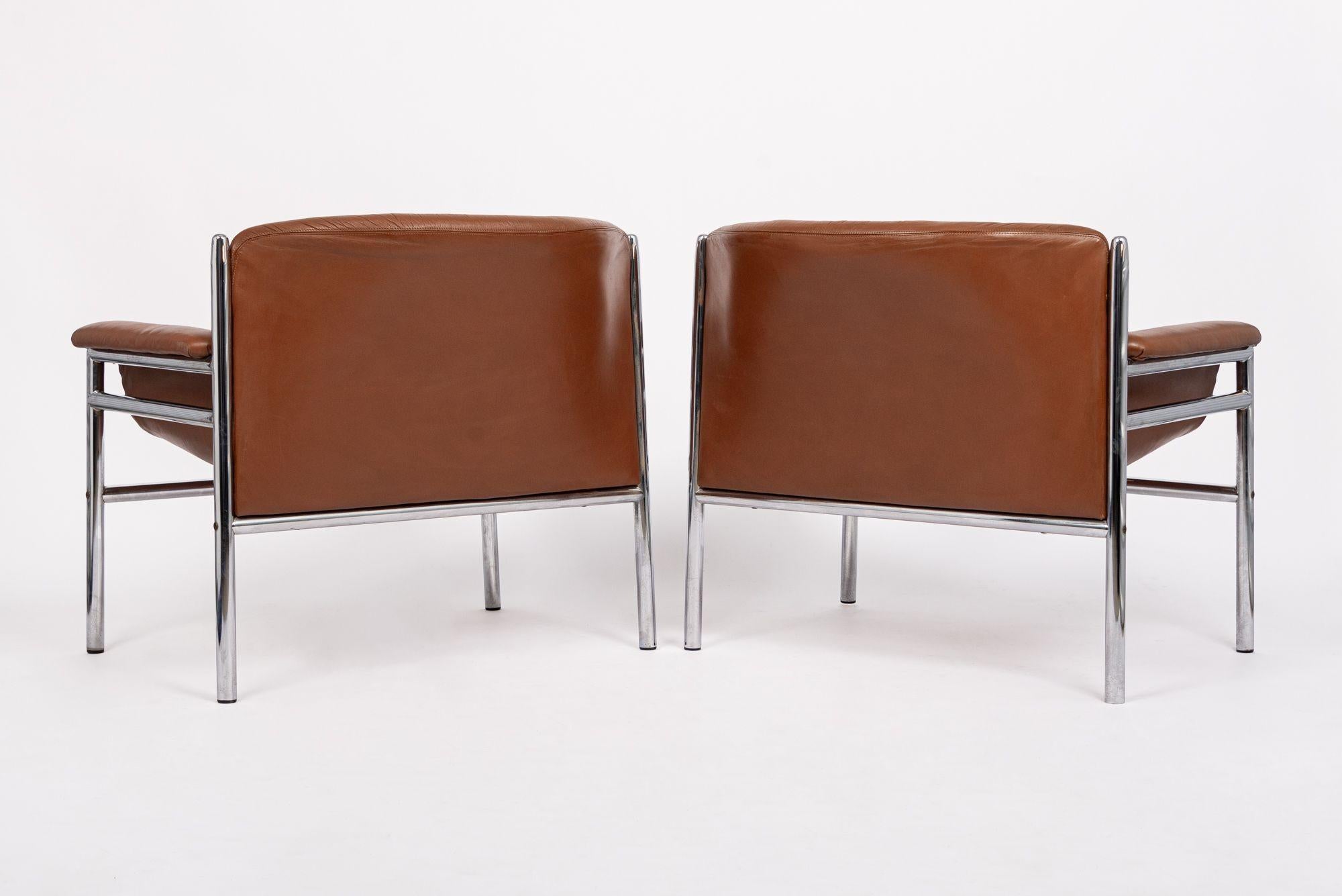 Mid Century Caramel Brown Leather Lounge Chairs by Stendig 1960s In Good Condition For Sale In Detroit, MI