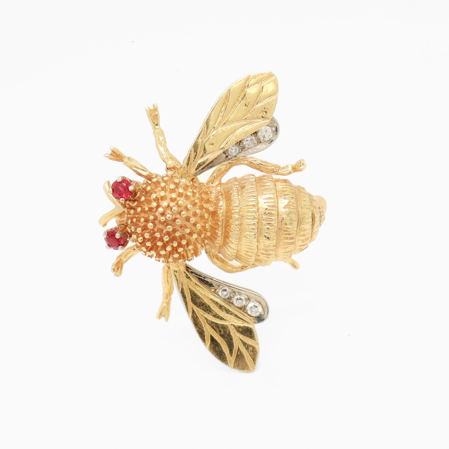 Mid-Century Carl Lindstrom & Son Diamond, Ruby, & 14k Gold Bumble Bee Brooch In Good Condition In Philadelphia, PA