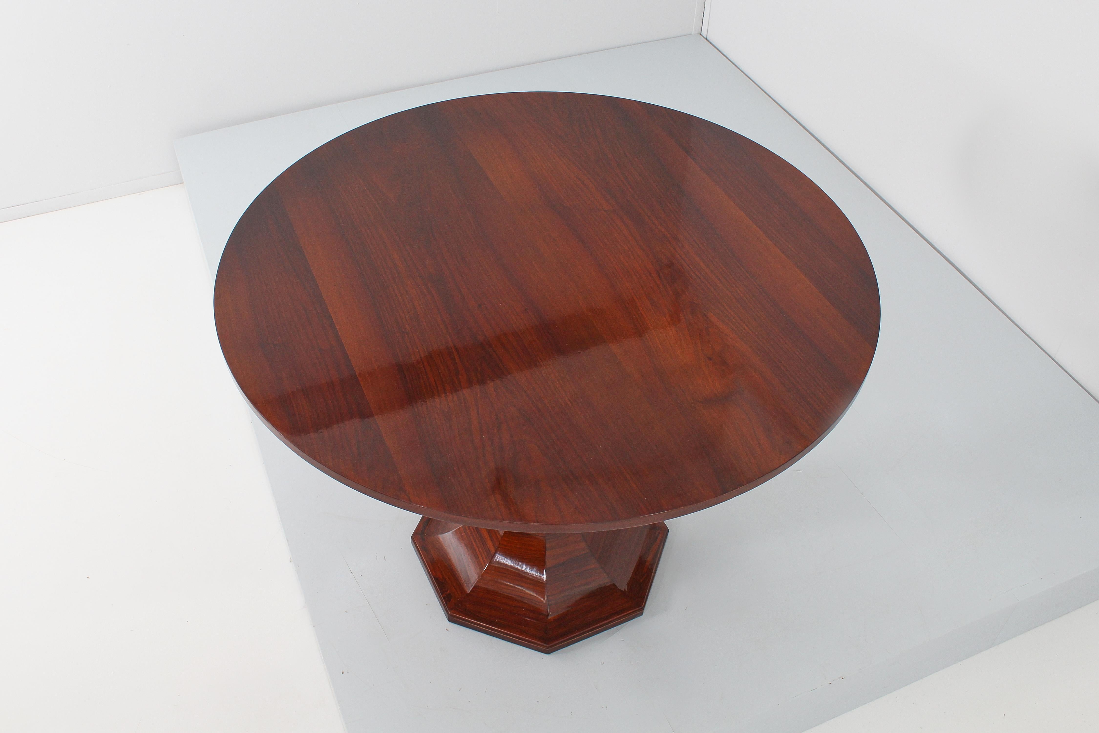 Carlo De Carli, runder Holztisch mit achteckigem Sockel aus der Mitte des Jahrhunderts, Italien 50er Jahre im Angebot 4