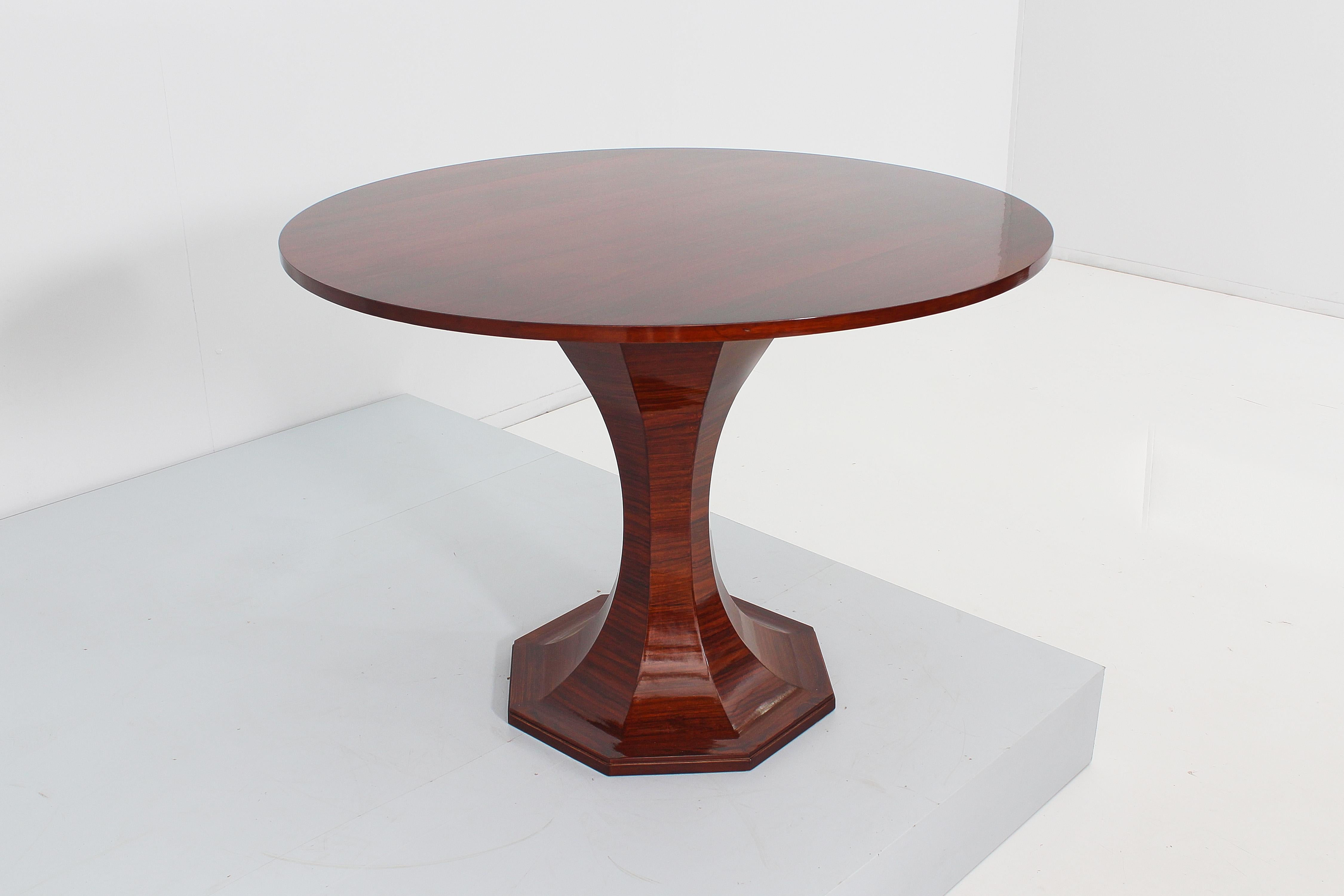 Italian Mid-Century Carlo De Carli Wooden Circular Table with Octagonal Base, Italy 50s For Sale