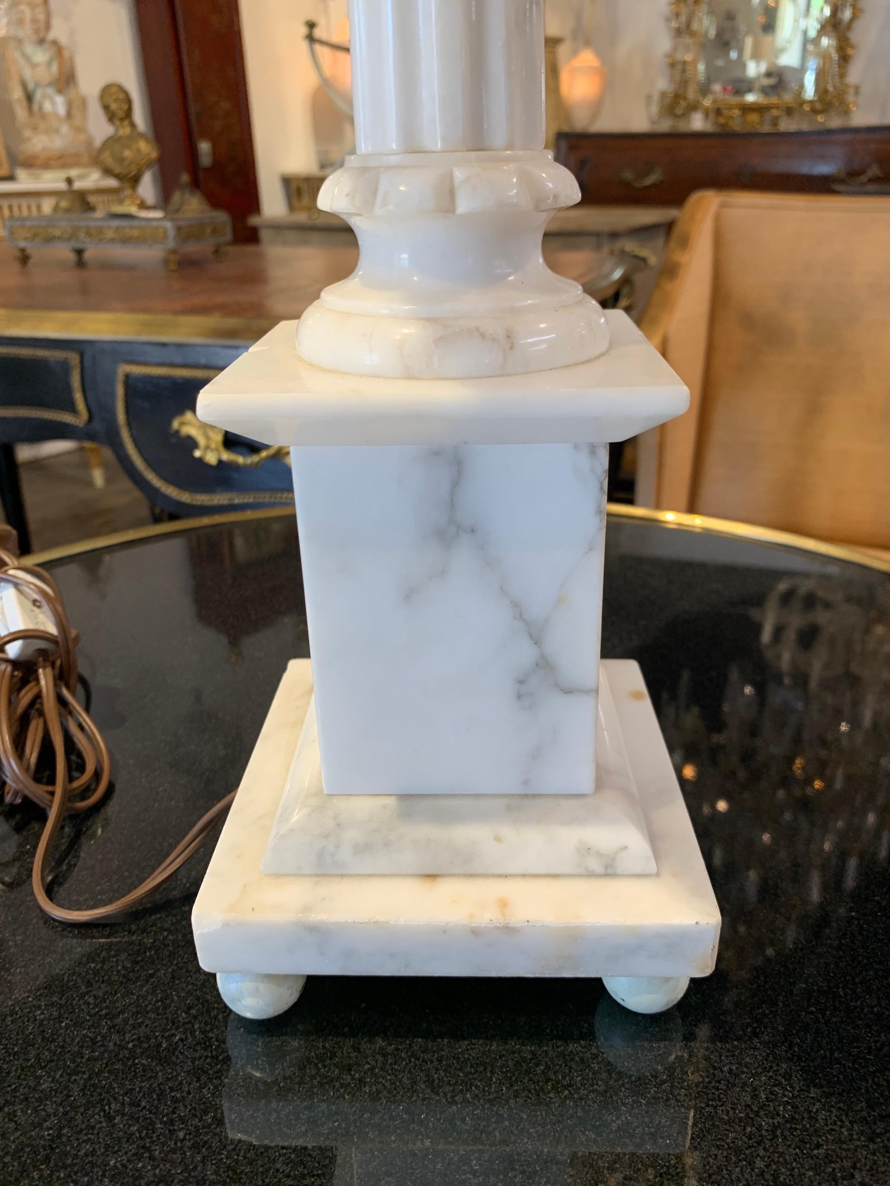 Midcentury Carrara Marble Lamp In Good Condition In Dallas, TX