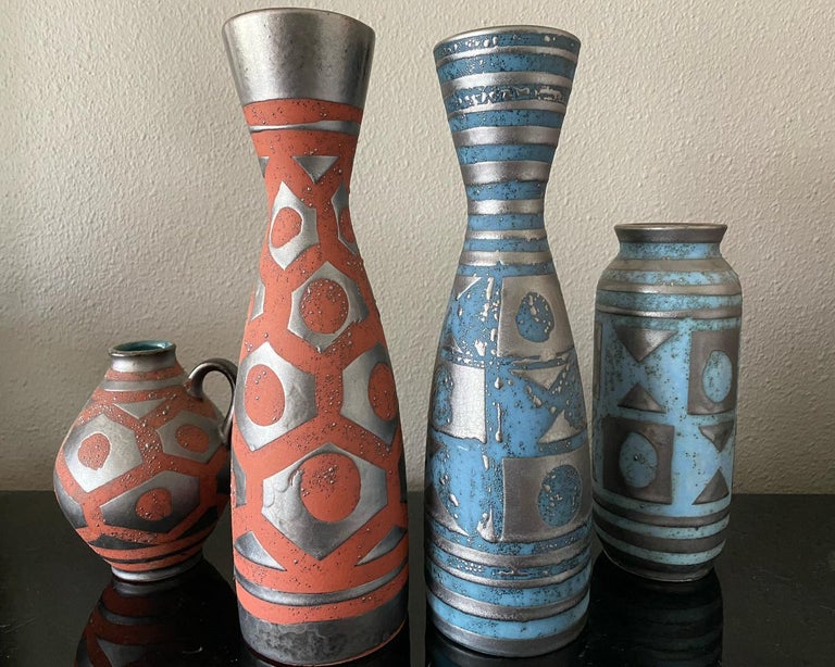 Mid-20th Century Mid-Century Carstens Tonnieshof Germany Set of 4 Vases For Sale