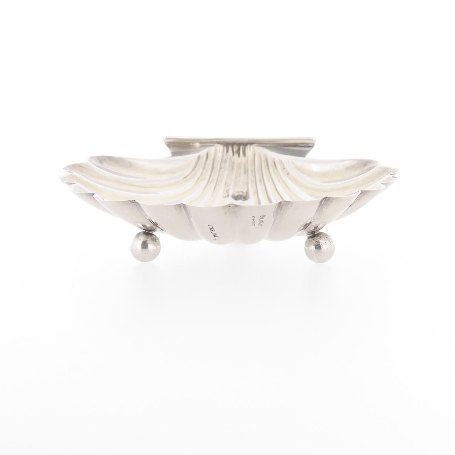Mid-Century Cartier Sterling Silver Shell Shaped Footed Dish 1
