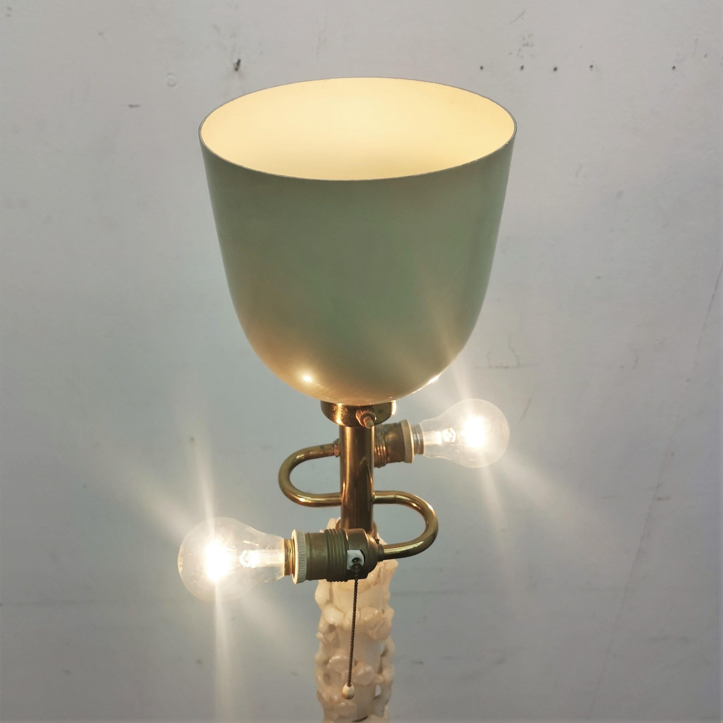 Mid-Century Carved Alabaster and Brass Floor Lamp, 50s, Italy 5