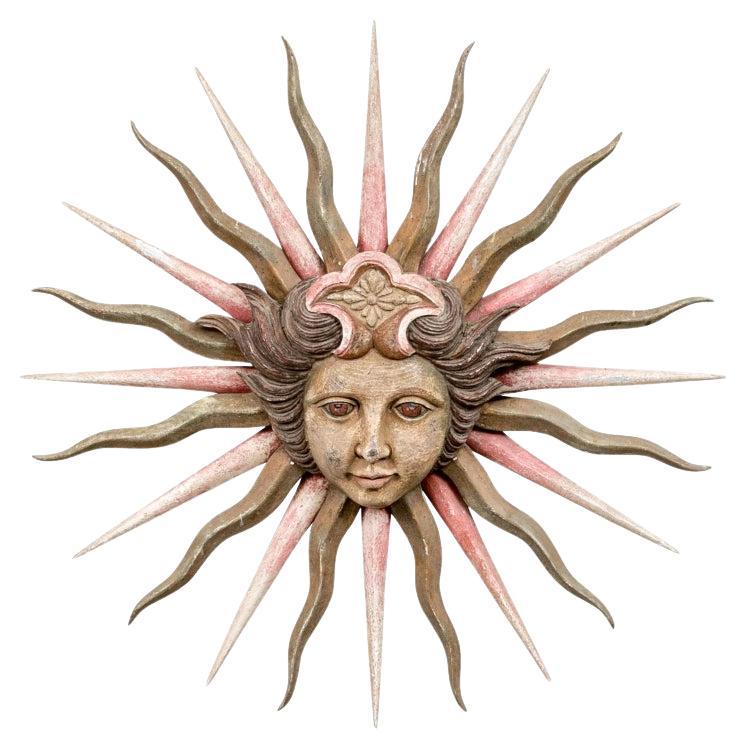 Busto de madera tallada y pintada Sunburst