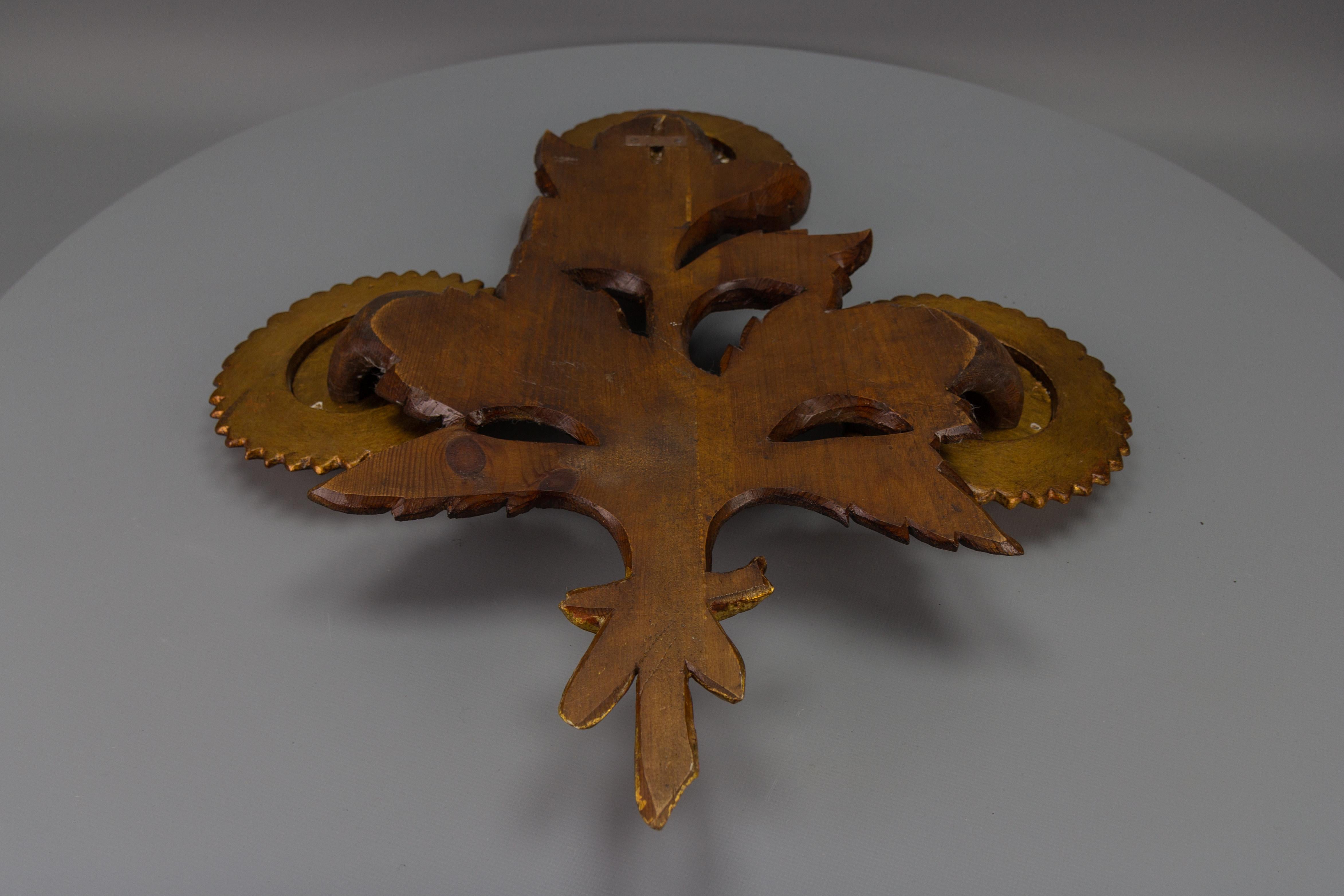 Mid-Century Carved Sunflower-Shaped Brown and Golden Wall Mirror, 1950s For Sale 9