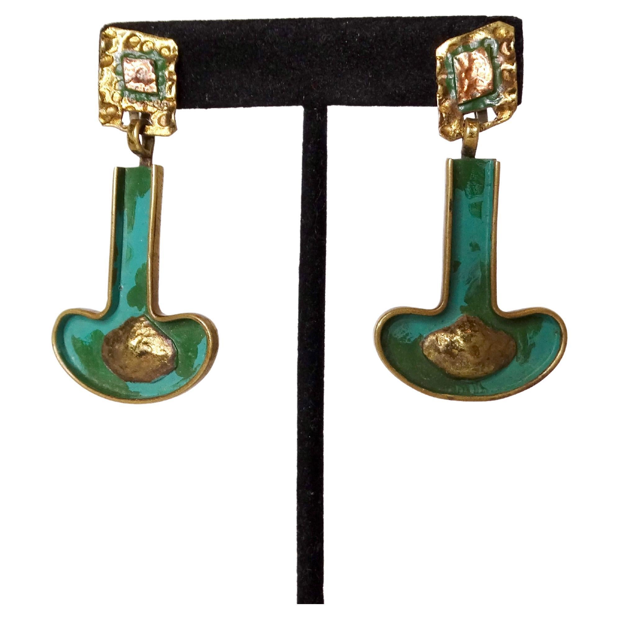 Mid-Century Casa Maya Hammered Brass Modernist Earrings For Sale 2