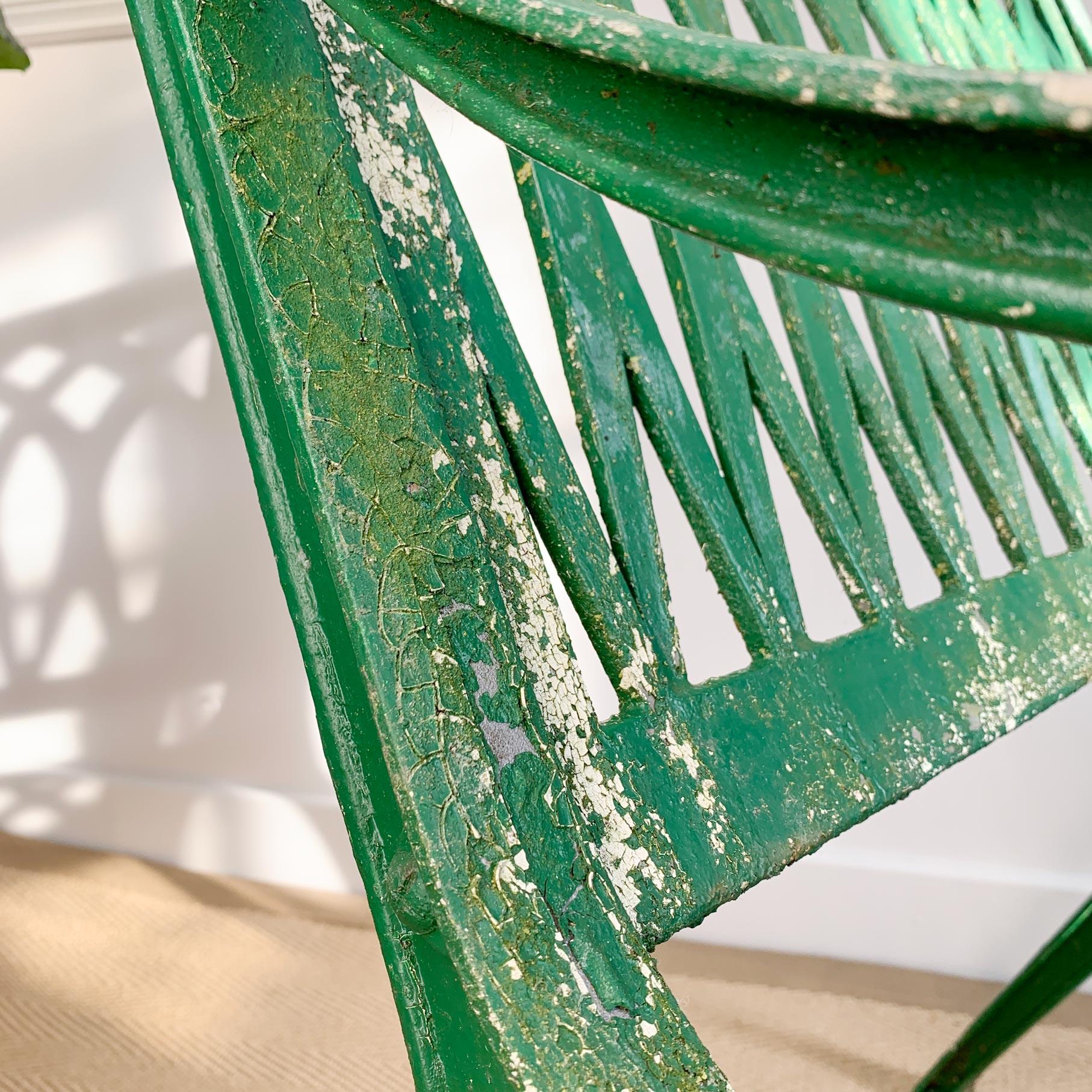 Aluminium Chaise de jardin en fonte d'aluminium du milieu du siècle en vente