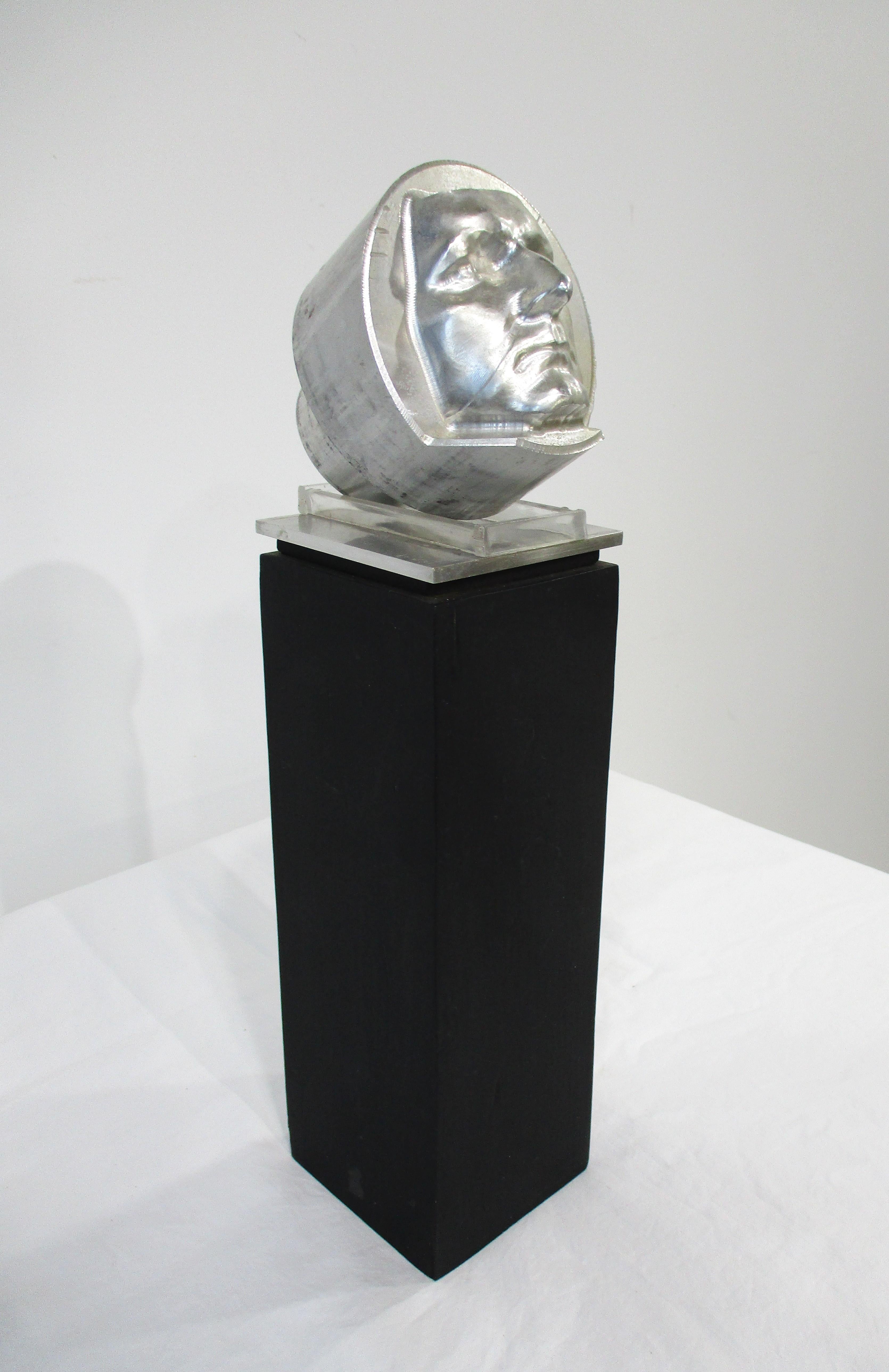 Mid-Century moderno Scultura di testa/fronte in fusione di metà secolo firmata 