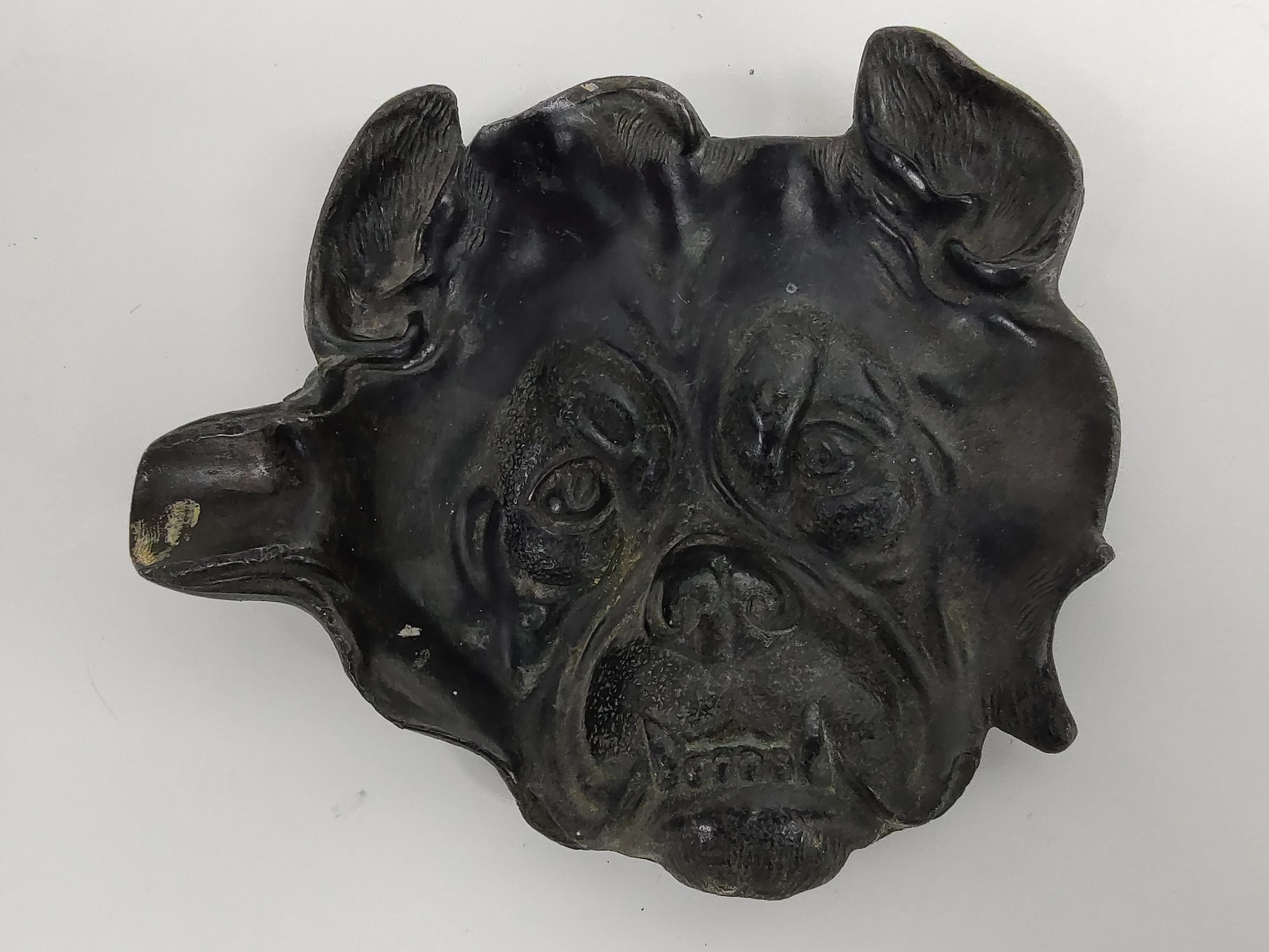 Art Deco Midcentury Cast Iron Bulldog Face Cigar Ashtray in Original Black Paint For Sale