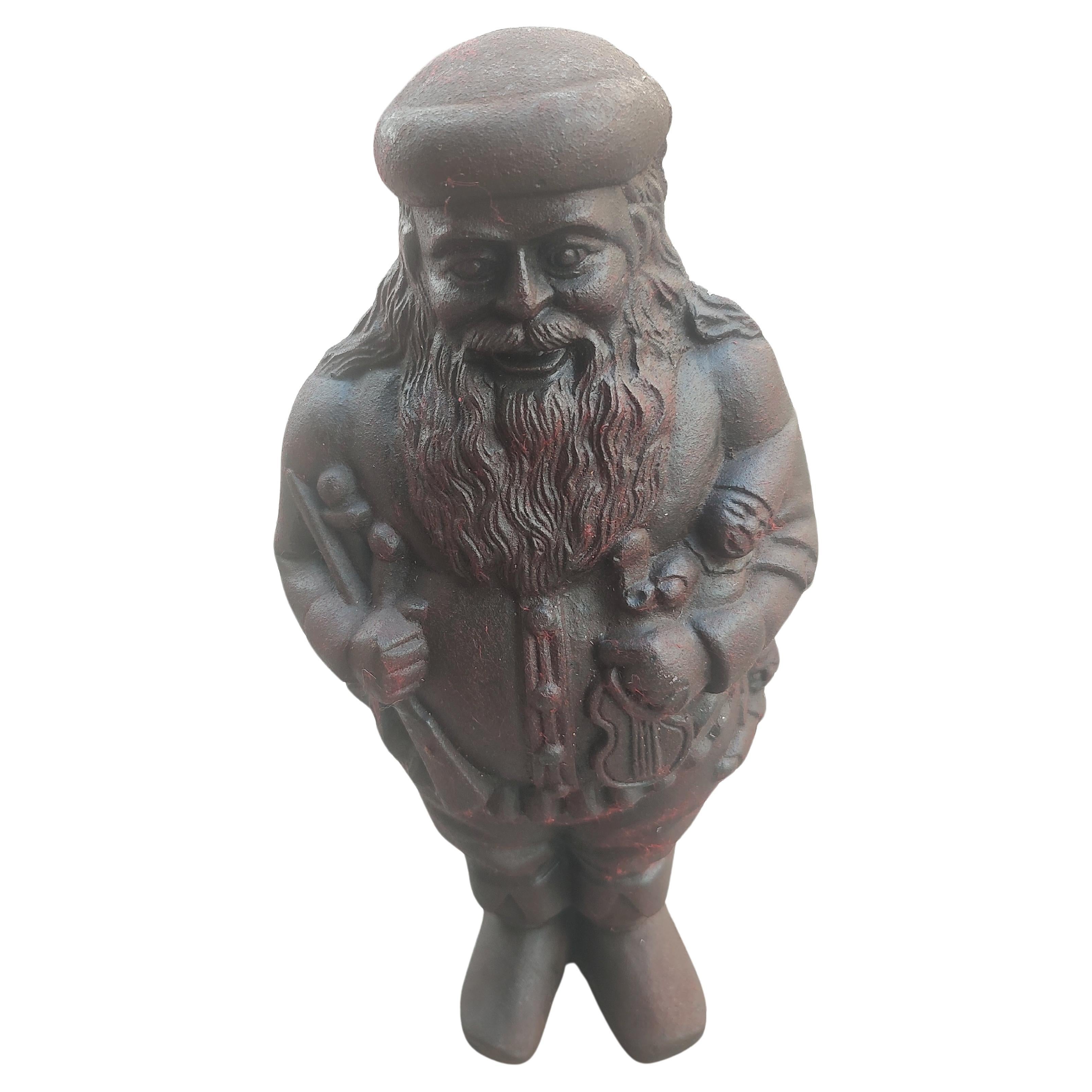 Ferro Androni figurati in ghisa di metà secolo, Babbo Natale, di Virginia Metal Crafters in vendita