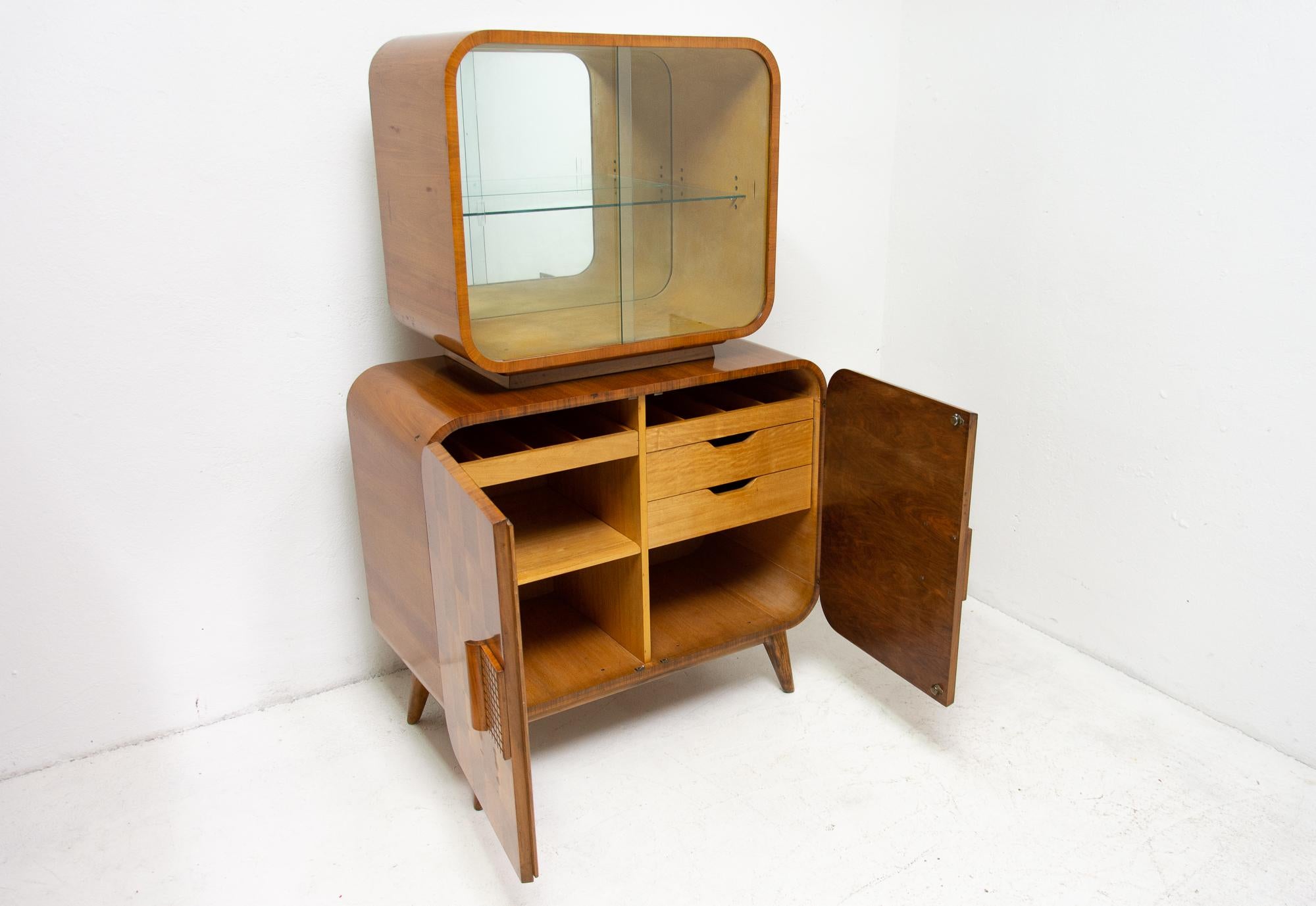 Midcentury Cataloque Display Case by Jindrich Halabala for Up Zavody, 1940s 3