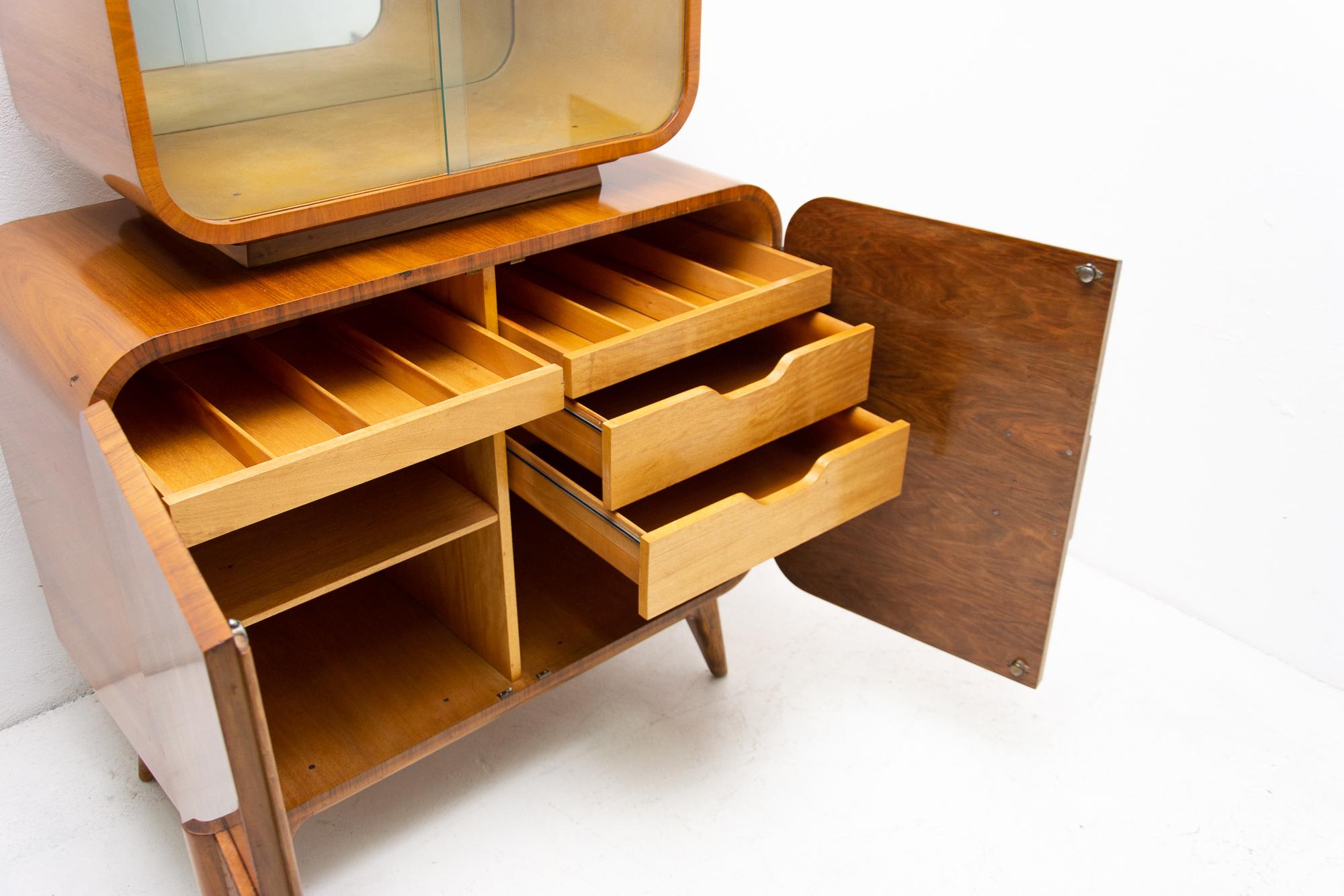 Midcentury Cataloque Display Case by Jindrich Halabala for Up Zavody, 1940s 4