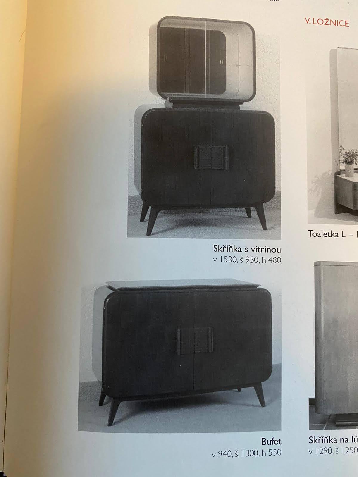 Midcentury Cataloque Display Case by Jindrich Halabala for Up Zavody, 1940s 12