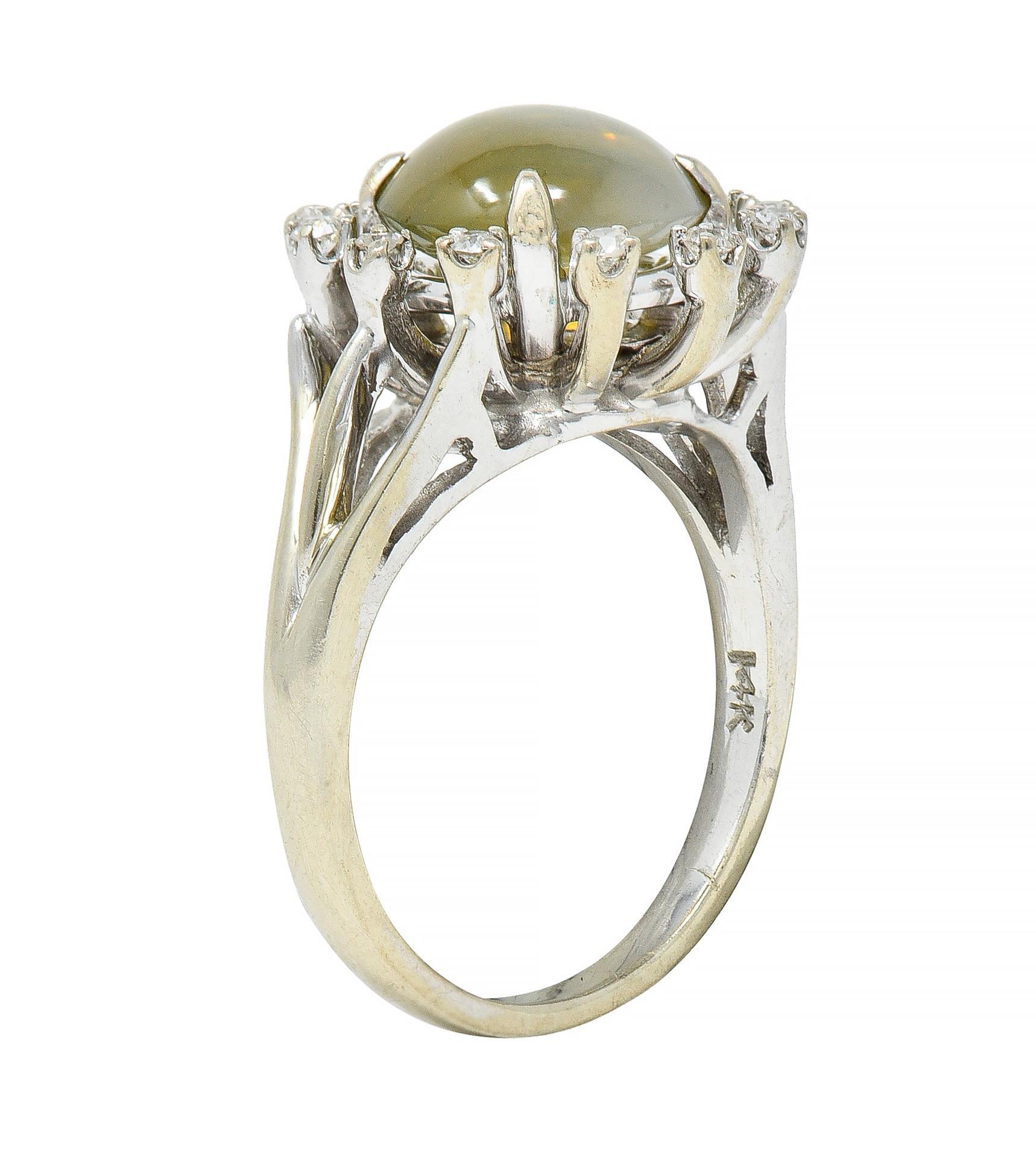 Mid-Century Cat's Eye Chrysoberyl Diamond 14 Karat White Gold Cluster Ring For Sale 6