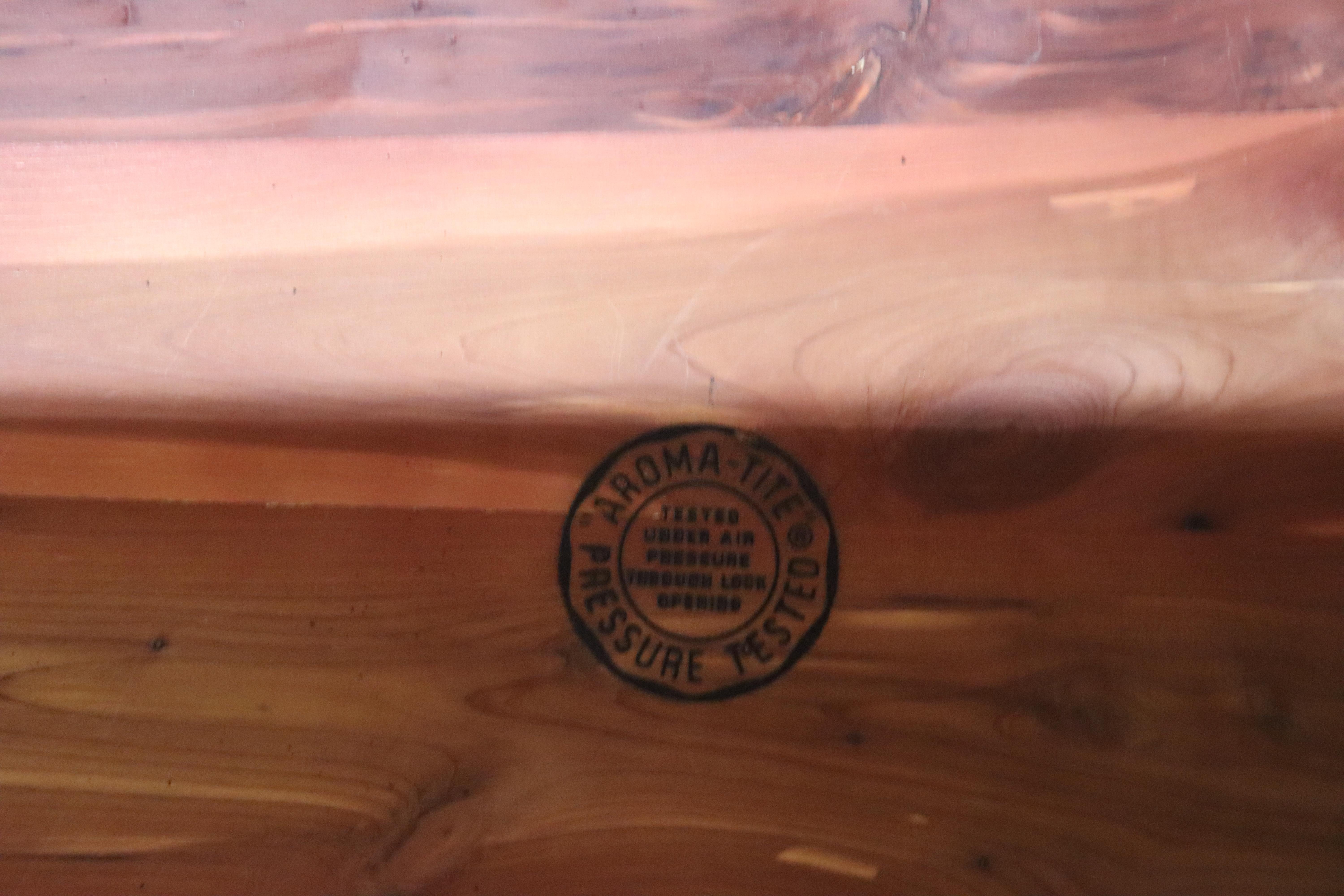 Mid-Century Cedar Chest by Lane  In Good Condition For Sale In Brooklyn, NY