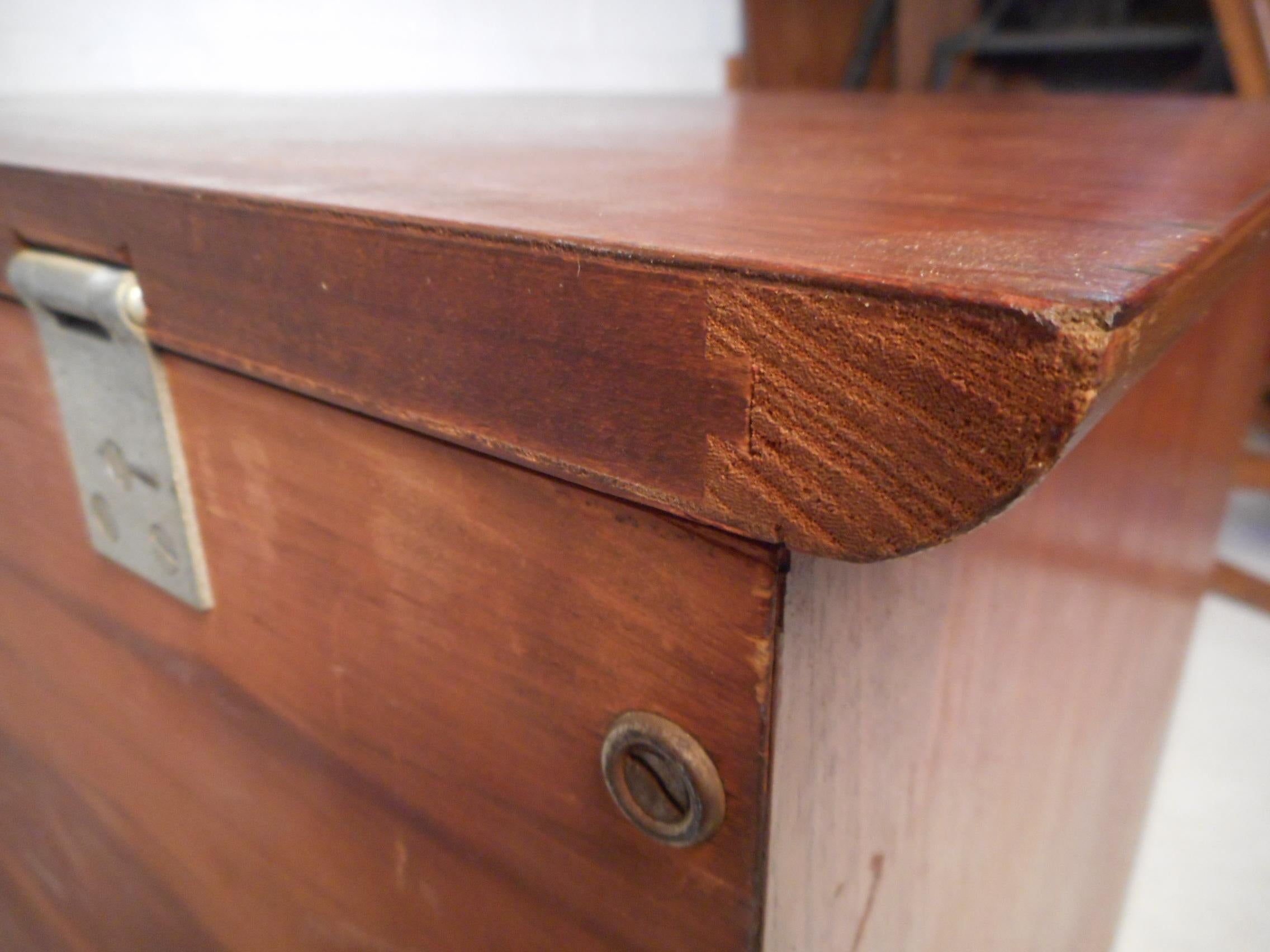 Midcentury Cedar Chest by Lane Furniture 9