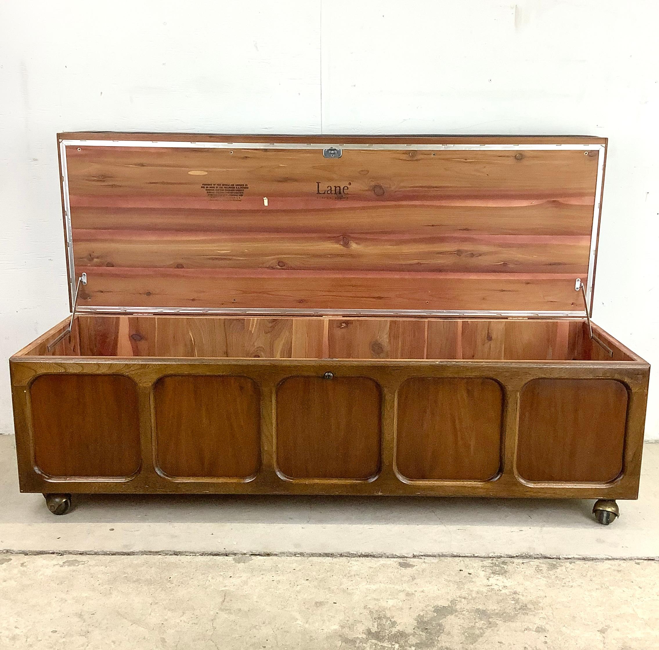 Midcentury Cedar Storage Bench from Lane Furniture 2