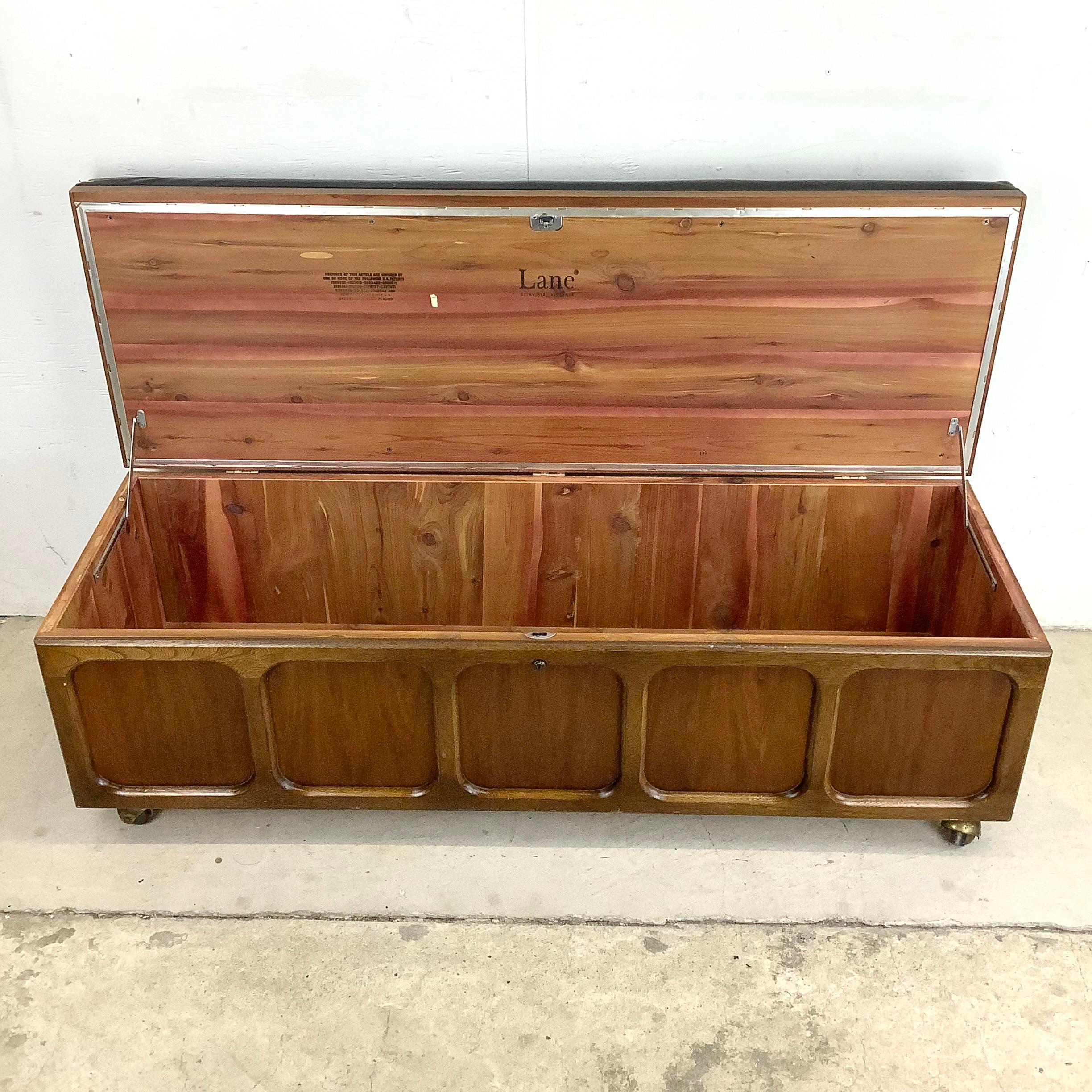 20th Century Midcentury Cedar Storage Bench from Lane Furniture