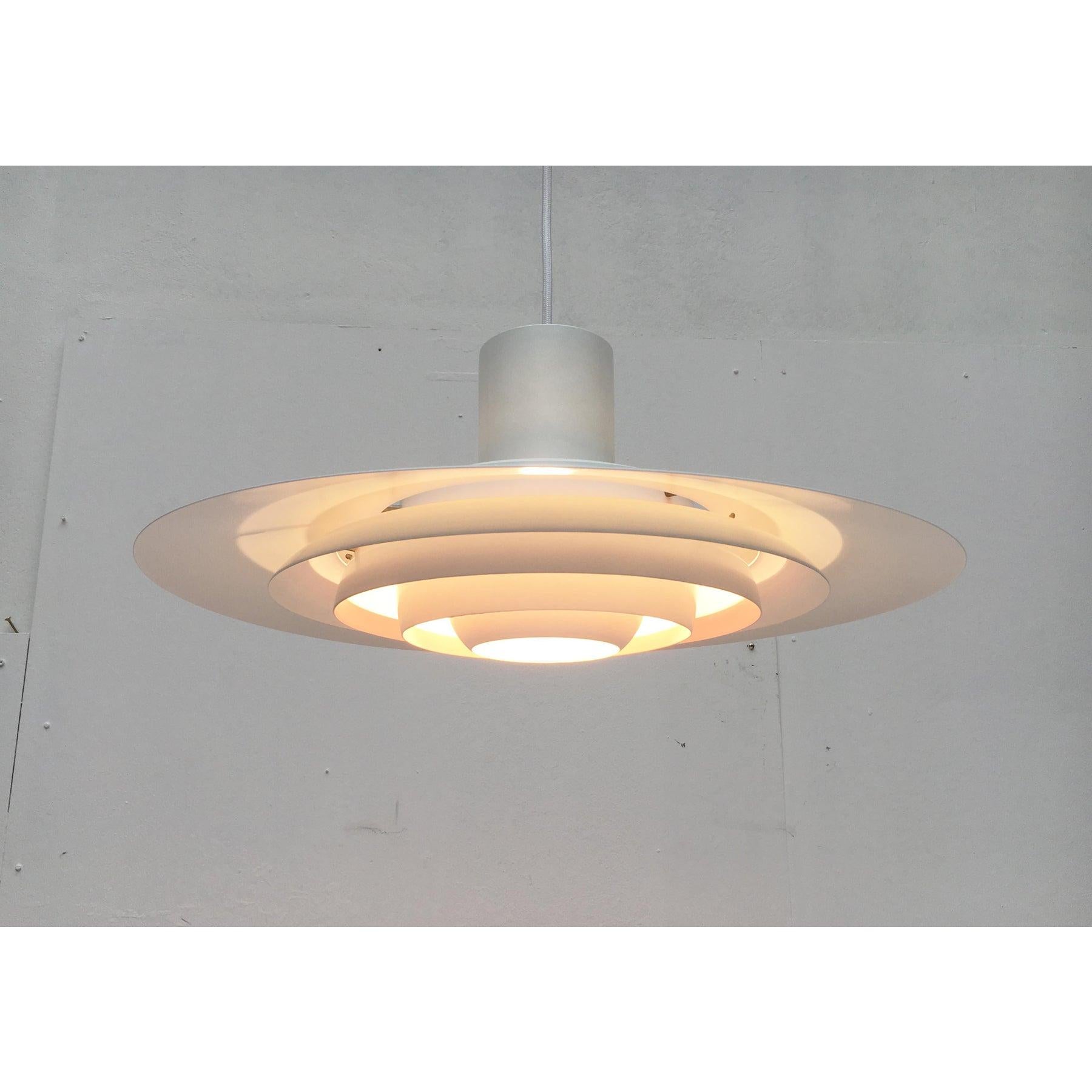 Mid-Century moderno Lampada da soffitto di metà secolo di Preben Fabricius & Jørgen Kastholm per Nordisk Solar in vendita
