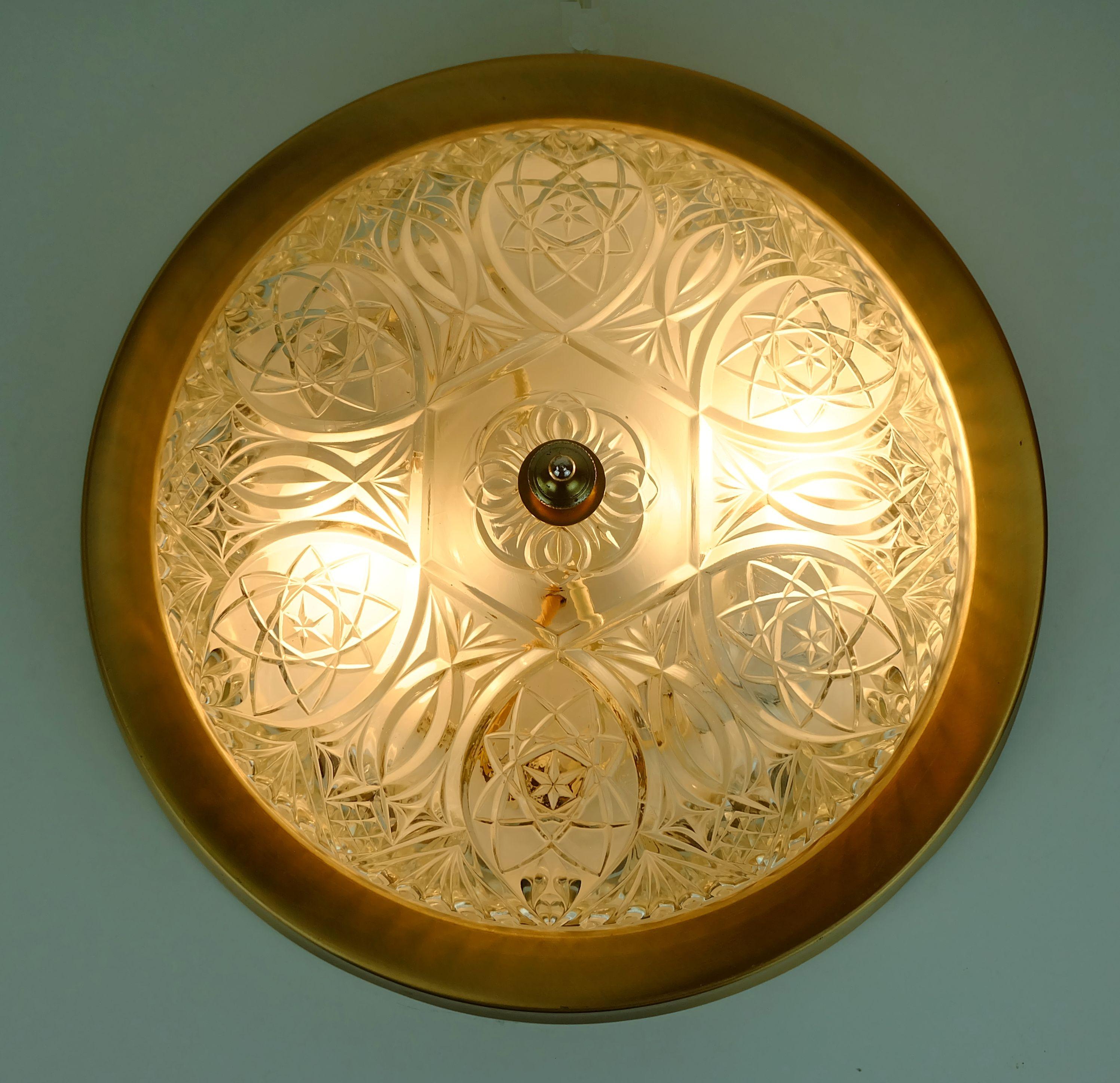 Plafonnier LAMP encastré du milieu du siècle dernier en verre texturé et aluminium 1970 en vente 4