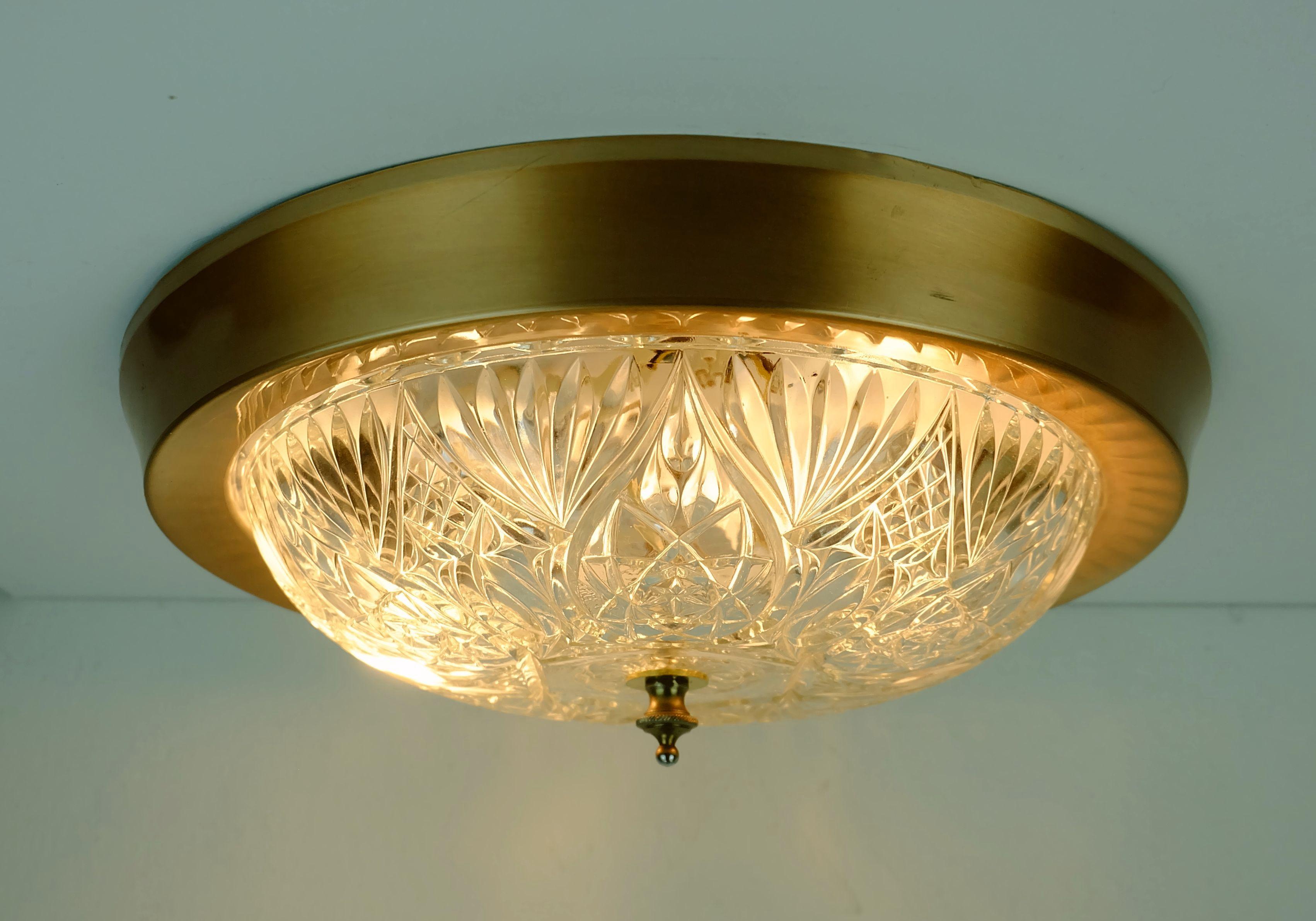 Plafonnier LAMP encastré du milieu du siècle dernier en verre texturé et aluminium 1970 en vente 2