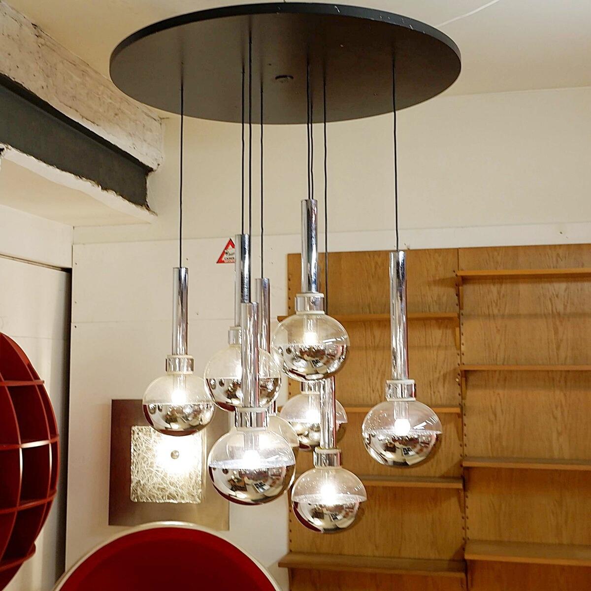 Mid Century Ceiling Light, Germany, 1960's
Variable height
Wear consistent with age and use : See Photos
