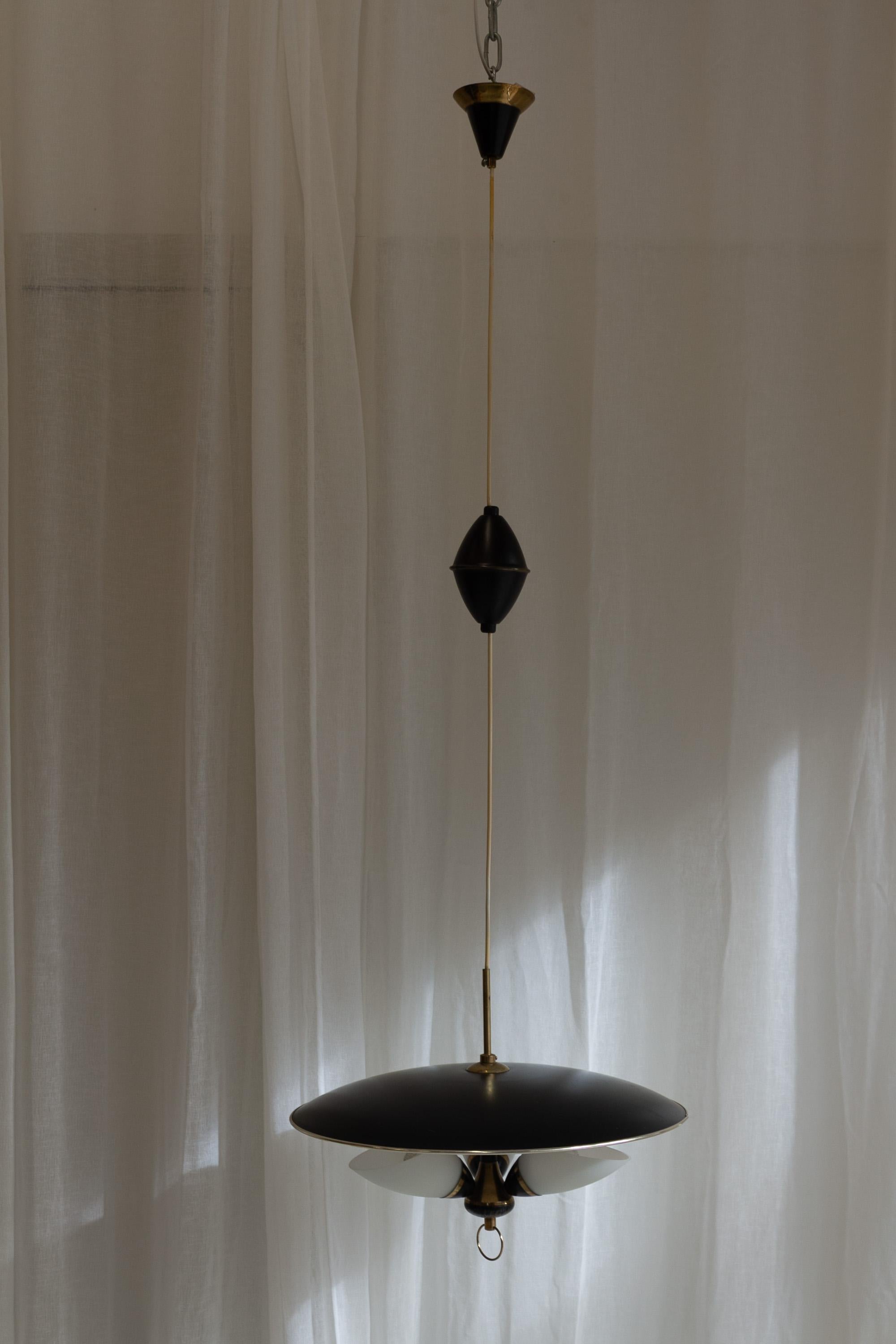 Ciondolo da soffitto di metà secolo di T. Røste & Co, Norvegia. 1950s. in vendita 13