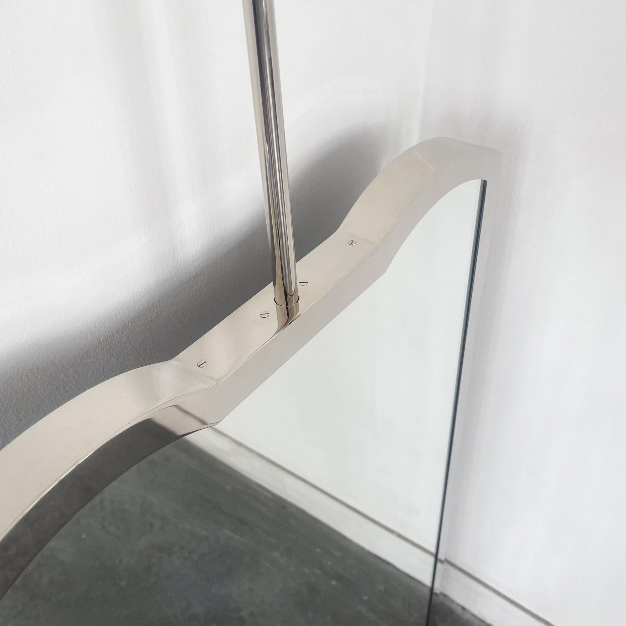 Mid-century Decke abgehängten Spiegel mit vernickelten Rahmen, Vintage drei im Angebot 2