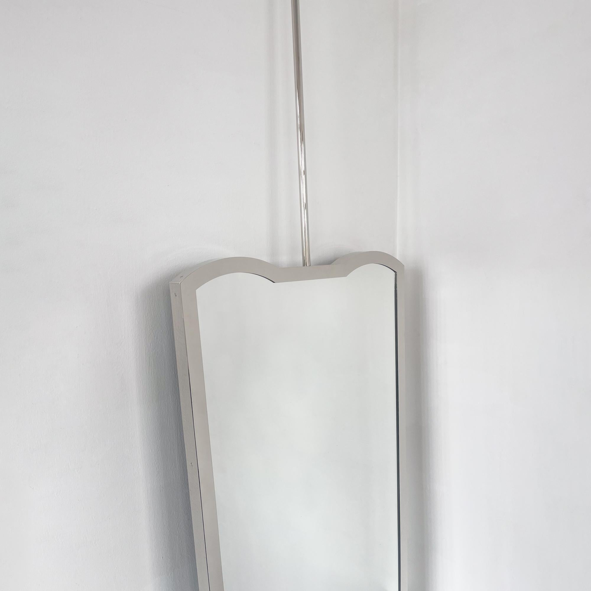 Art déco Miroir suspendu au plafond du milieu du siècle dernier avec cadre en métal nickelé, trois pièces vintage en vente