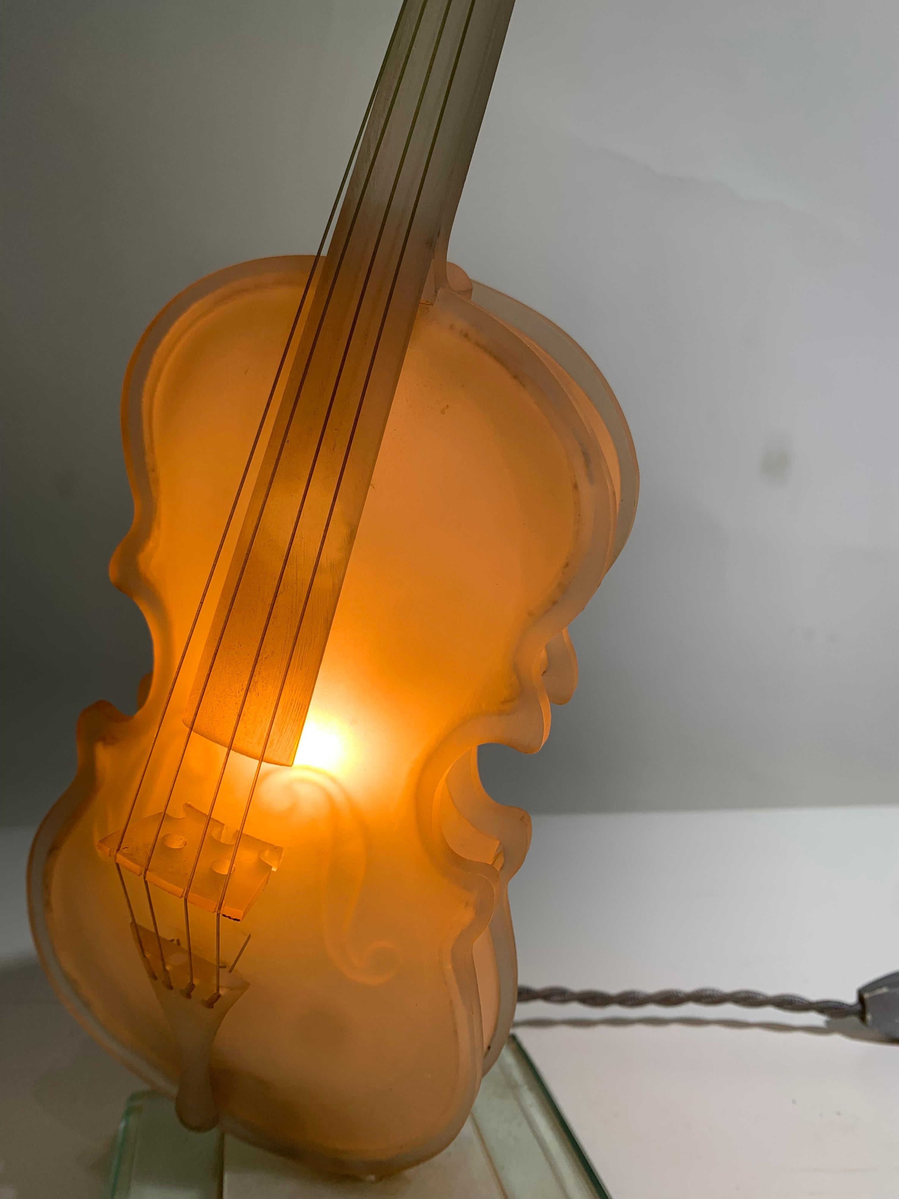 Plexiglass Midcentury Cello Table Lamp For Sale
