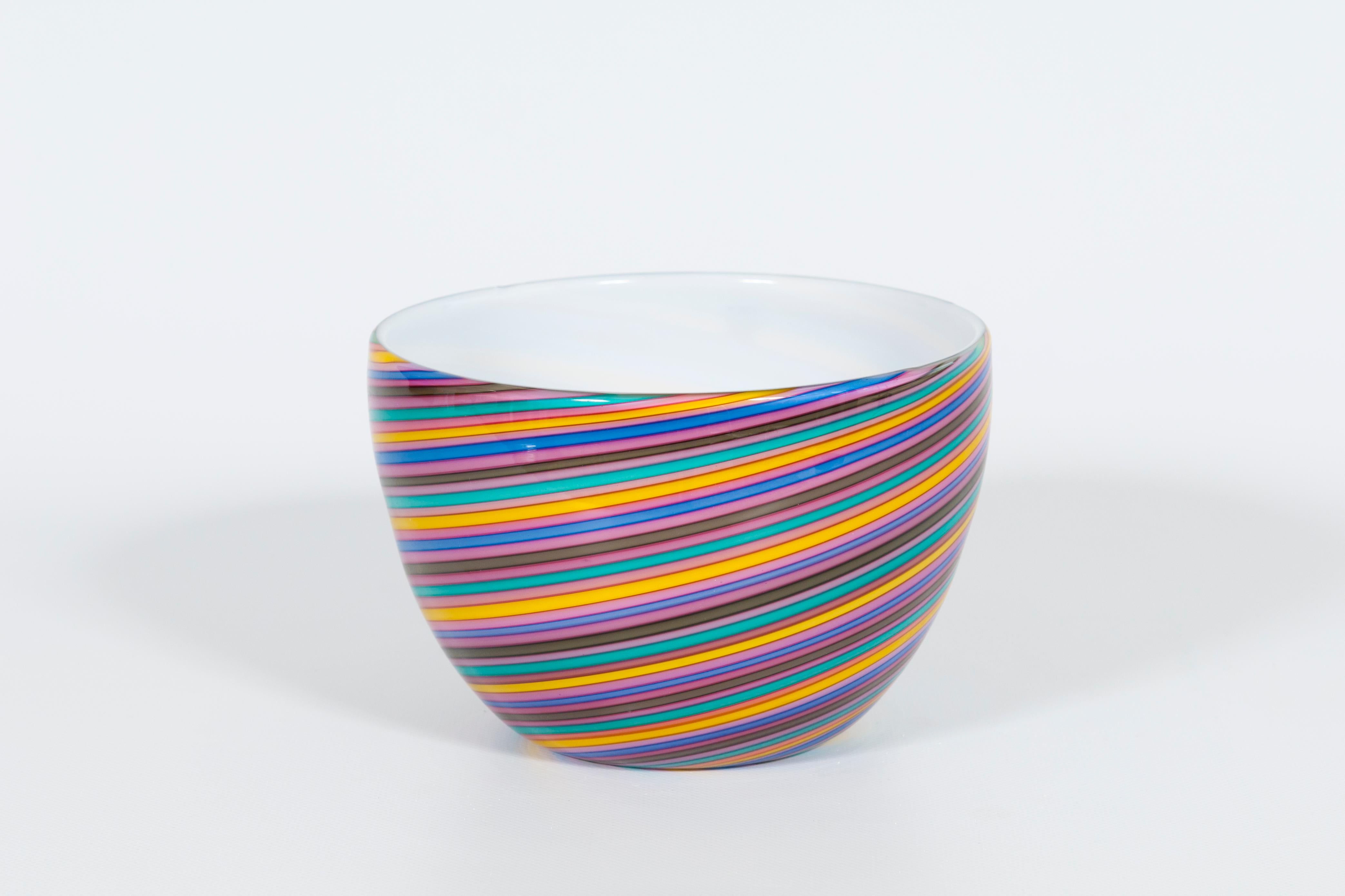 Ciotola in vetro di Murano di metà secolo 1960 In condizioni ottime in vendita a Villaverla, IT