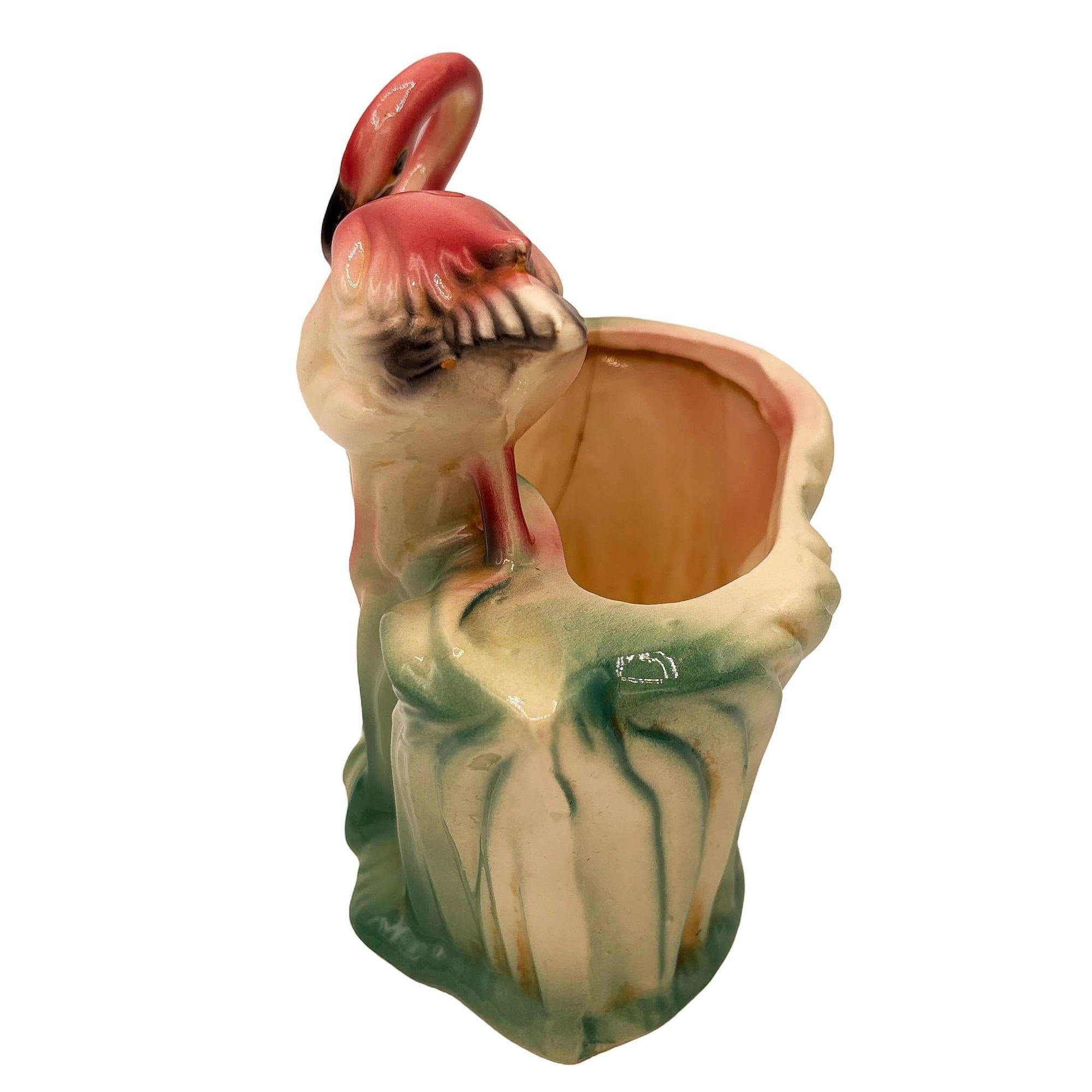 Mid-century Ceramic 445 Pink Flamingo Flower Tabletop Planter by Maddux In Excellent Condition For Sale In Van Nuys, CA