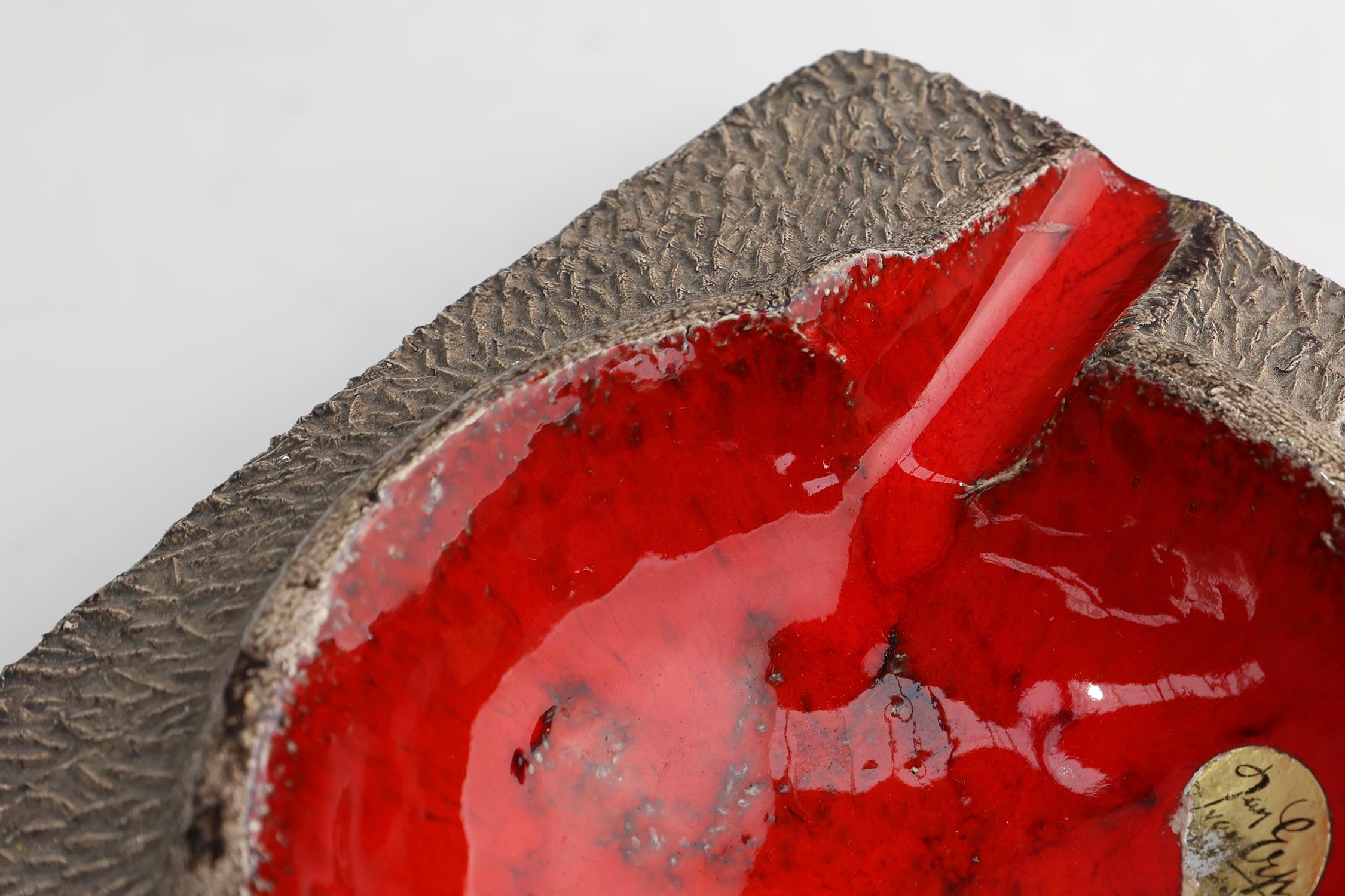 Céramique Cendrier en céramique du milieu du siècle par Jan van Erpe, Pays-Bas 1970 en vente