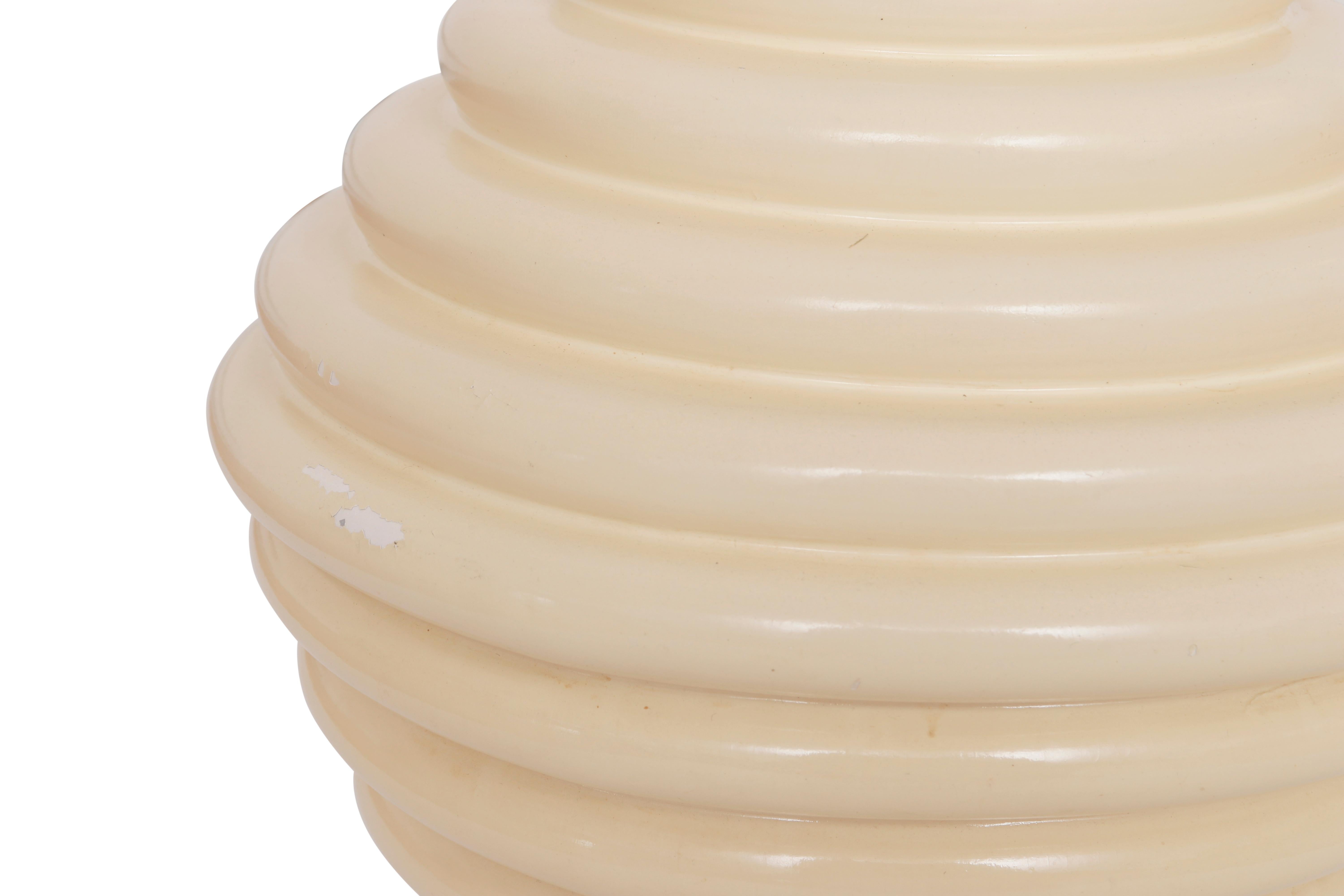 20th Century Mid Century Ceramic Beehive Table Lamp in Cream