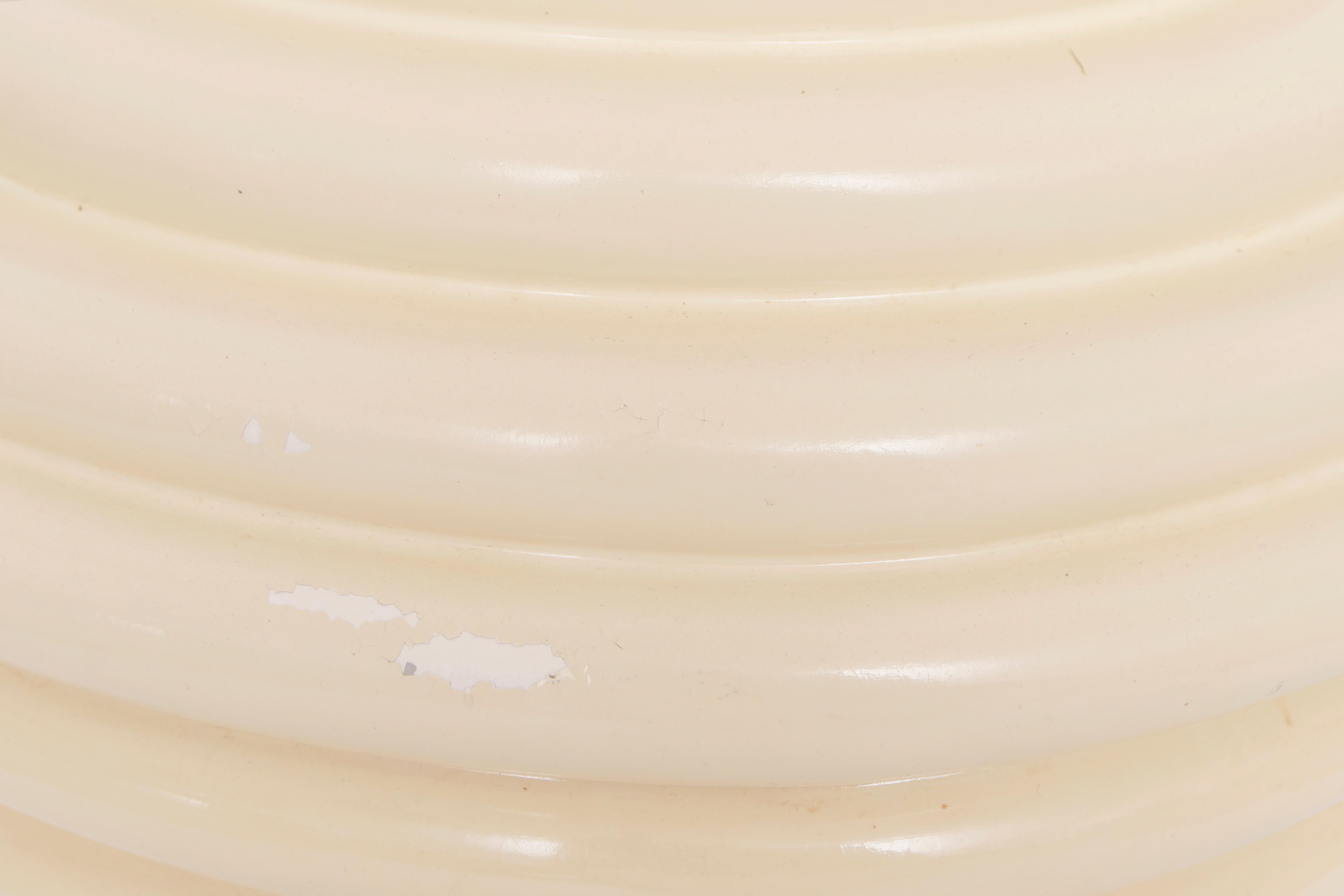 Mid Century Ceramic Beehive Table Lamp in Cream 1