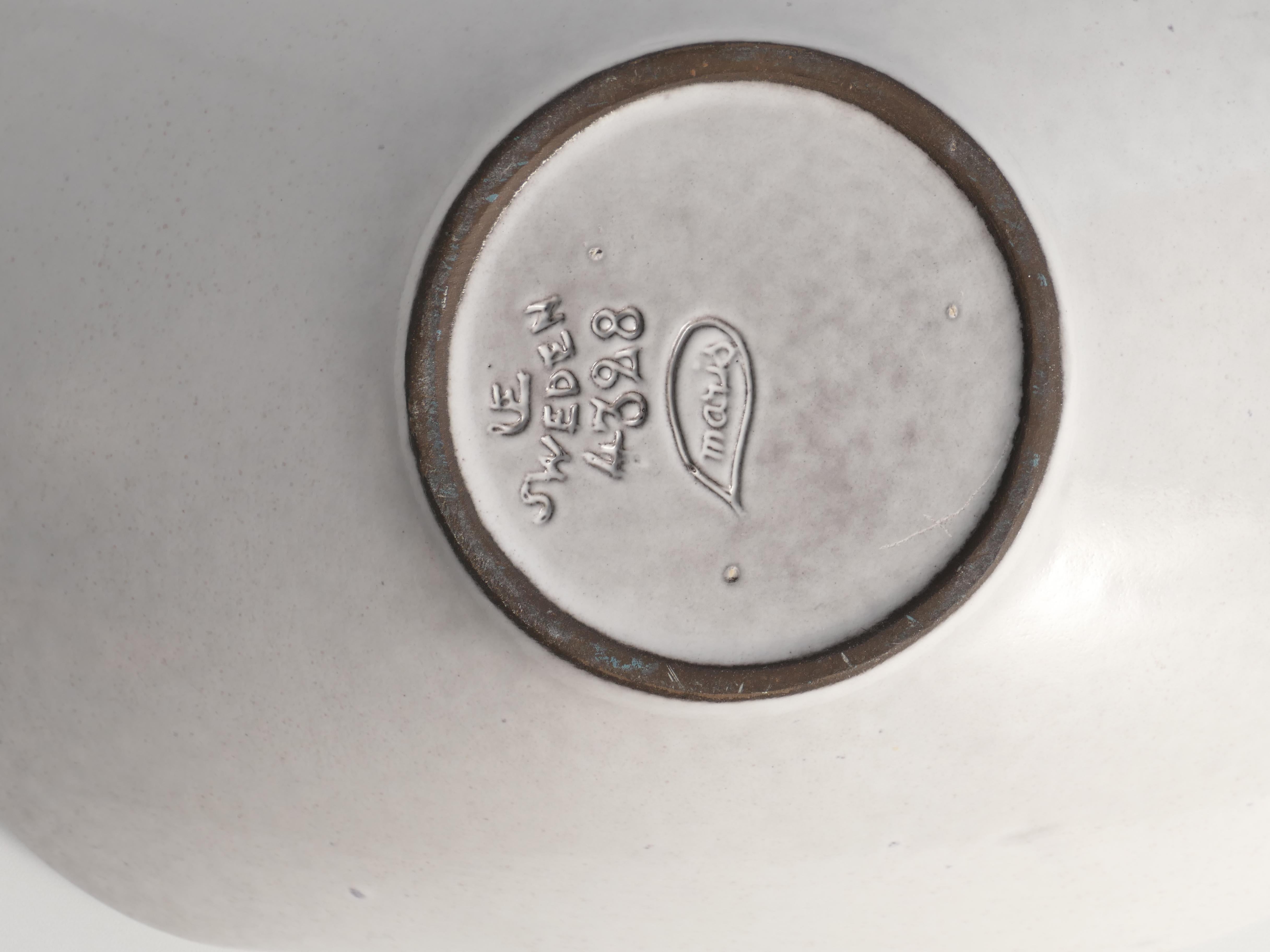 Ciotola in ceramica di metà secolo 
