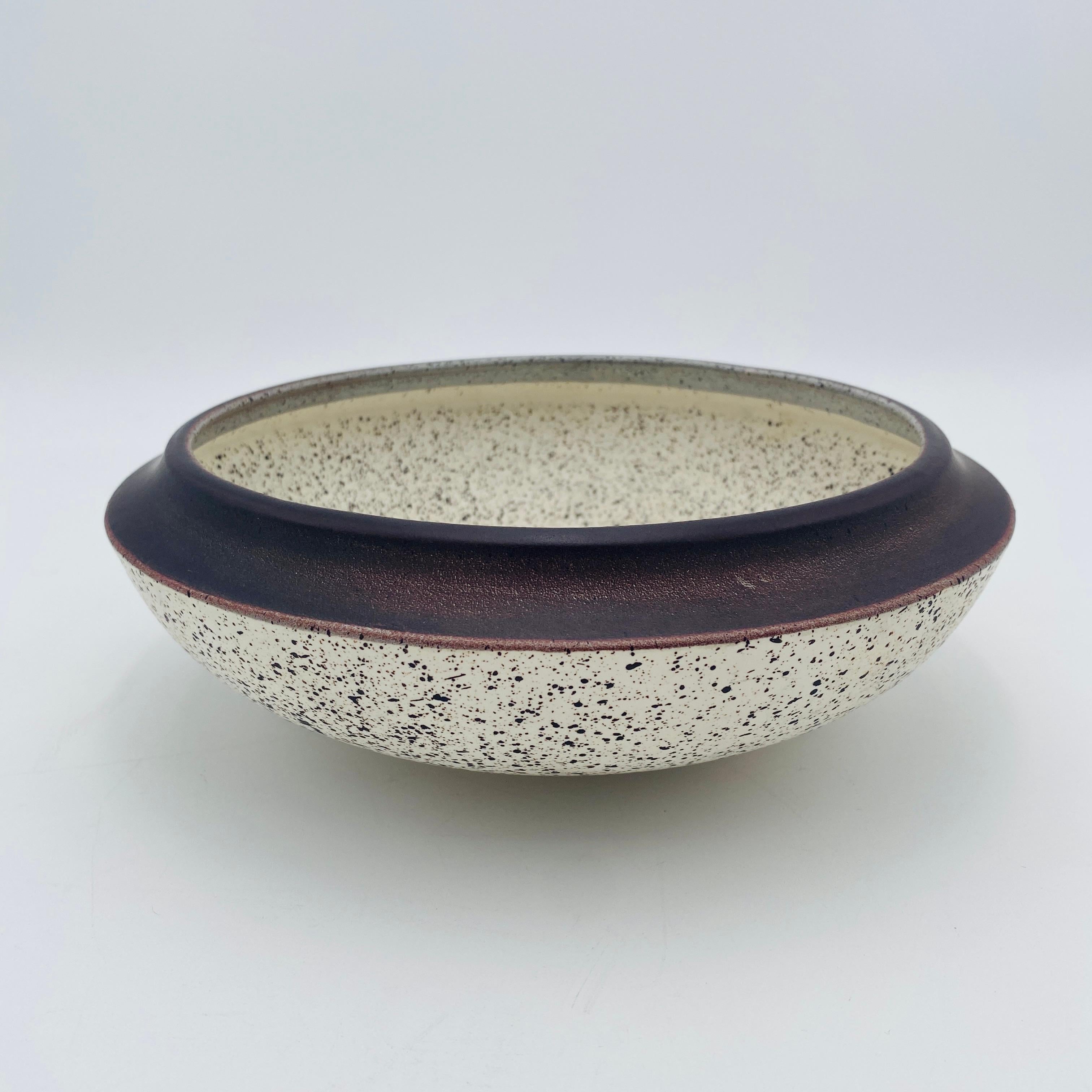 Ciotola in ceramica di metà secolo Studio Pottery firmata Heath 1940s 3