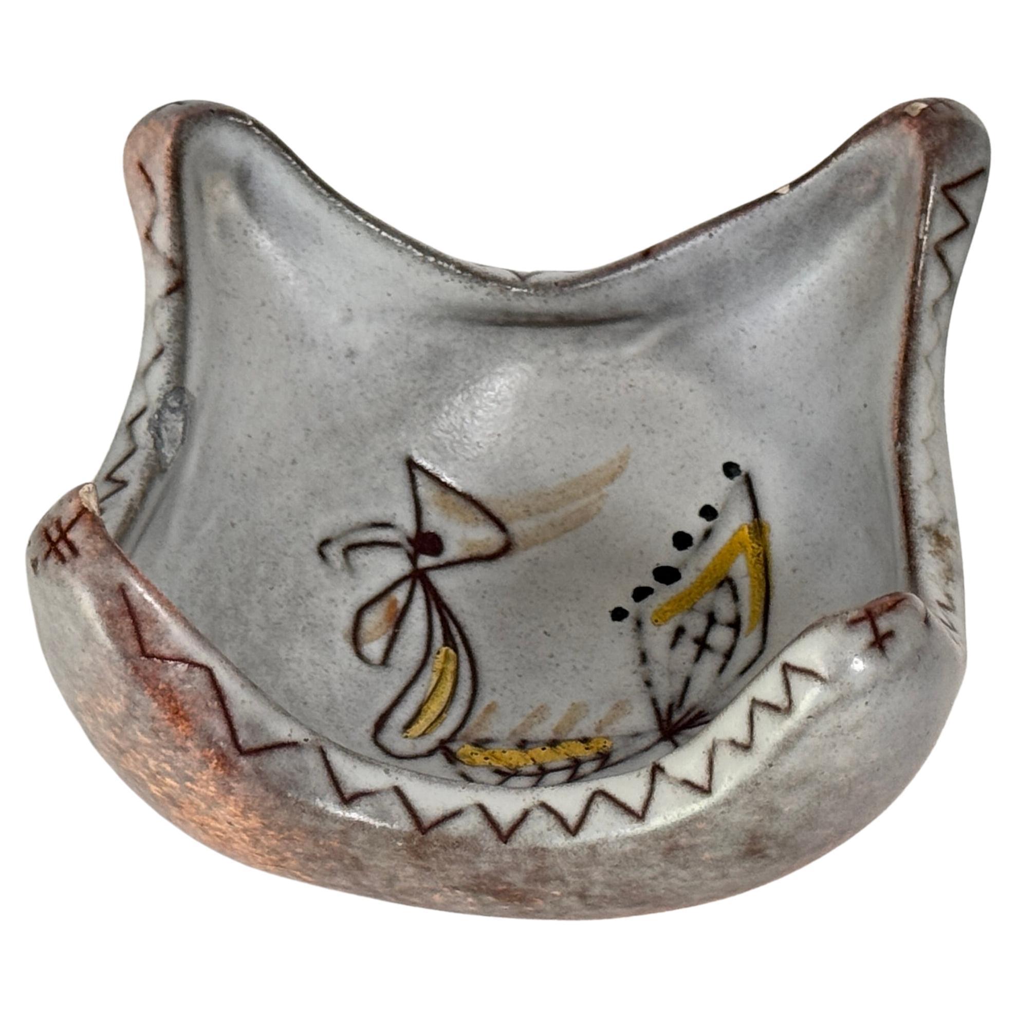 Piatto da portata in ceramica di metà secolo con motivo di gallo - Piatto decorativo francese del 1960 in vendita
