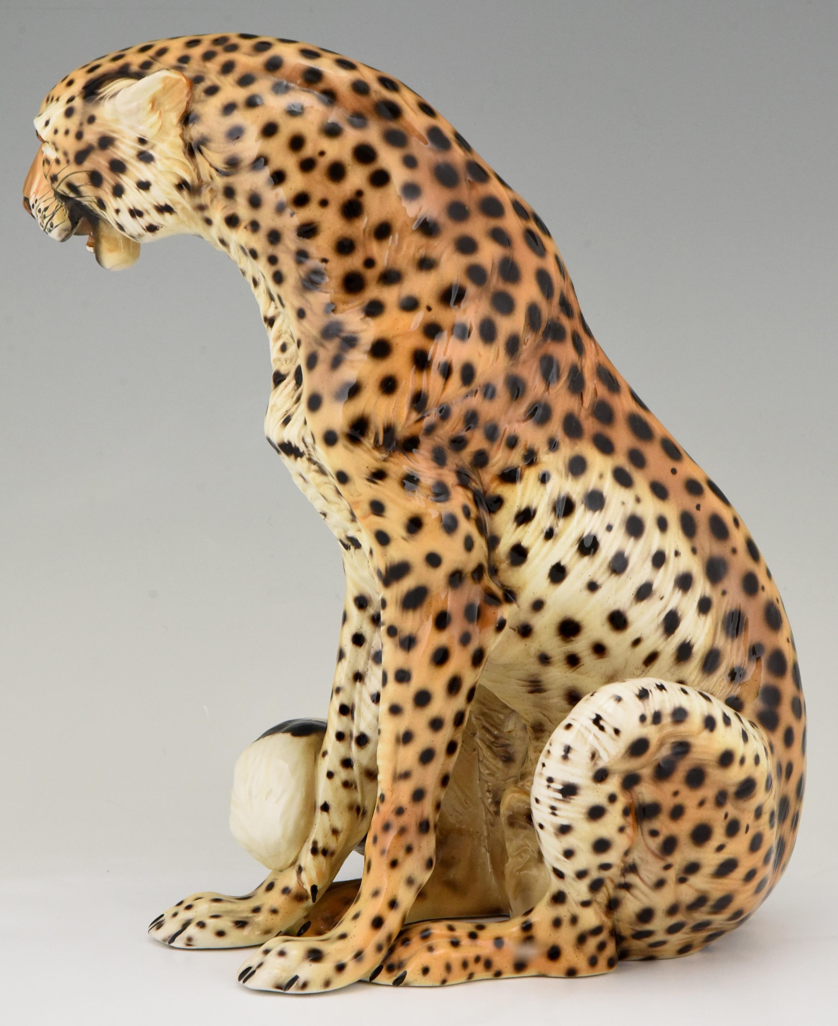 Keramische Geparden-Leoparden-Skulptur aus der Jahrhundertmitte von Giovanni Ronzan:: Italien:: 1960 (Handbemalt)