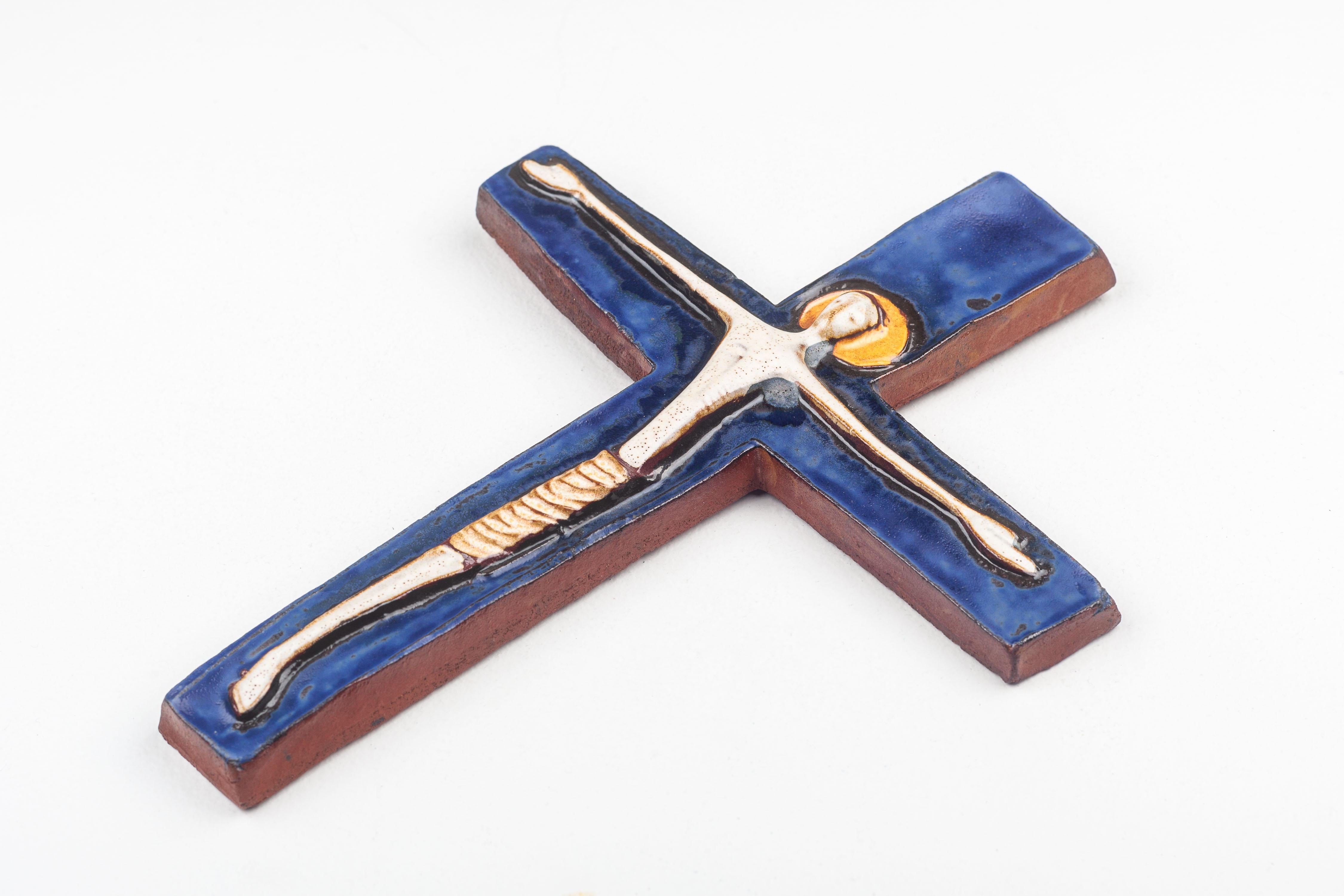 Mid-Century Modern Mid-Century Ceramic Crucifix with Cobalt Glaze For Sale