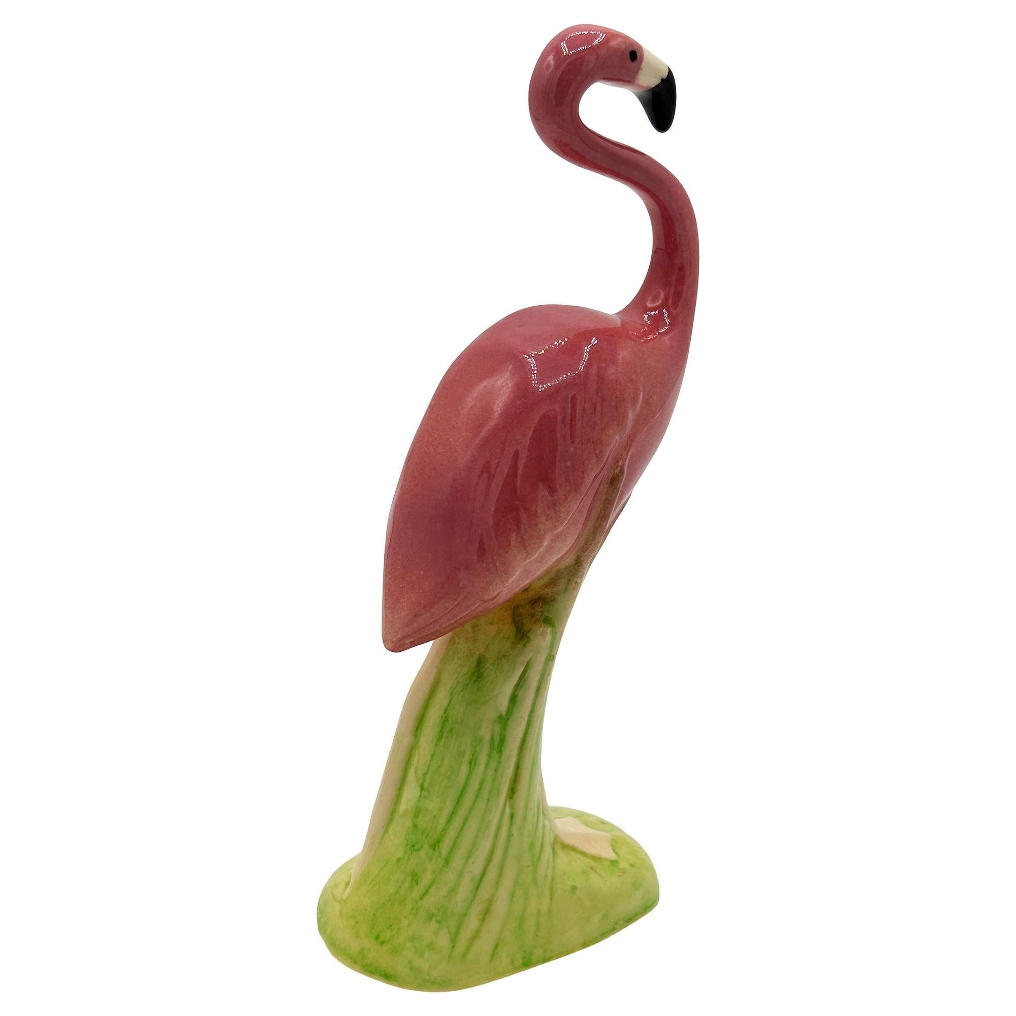 Mid-century Ceramic Curious Watcher Pink Flamingo Tabletop Statue by Metlox In Excellent Condition For Sale In Van Nuys, CA