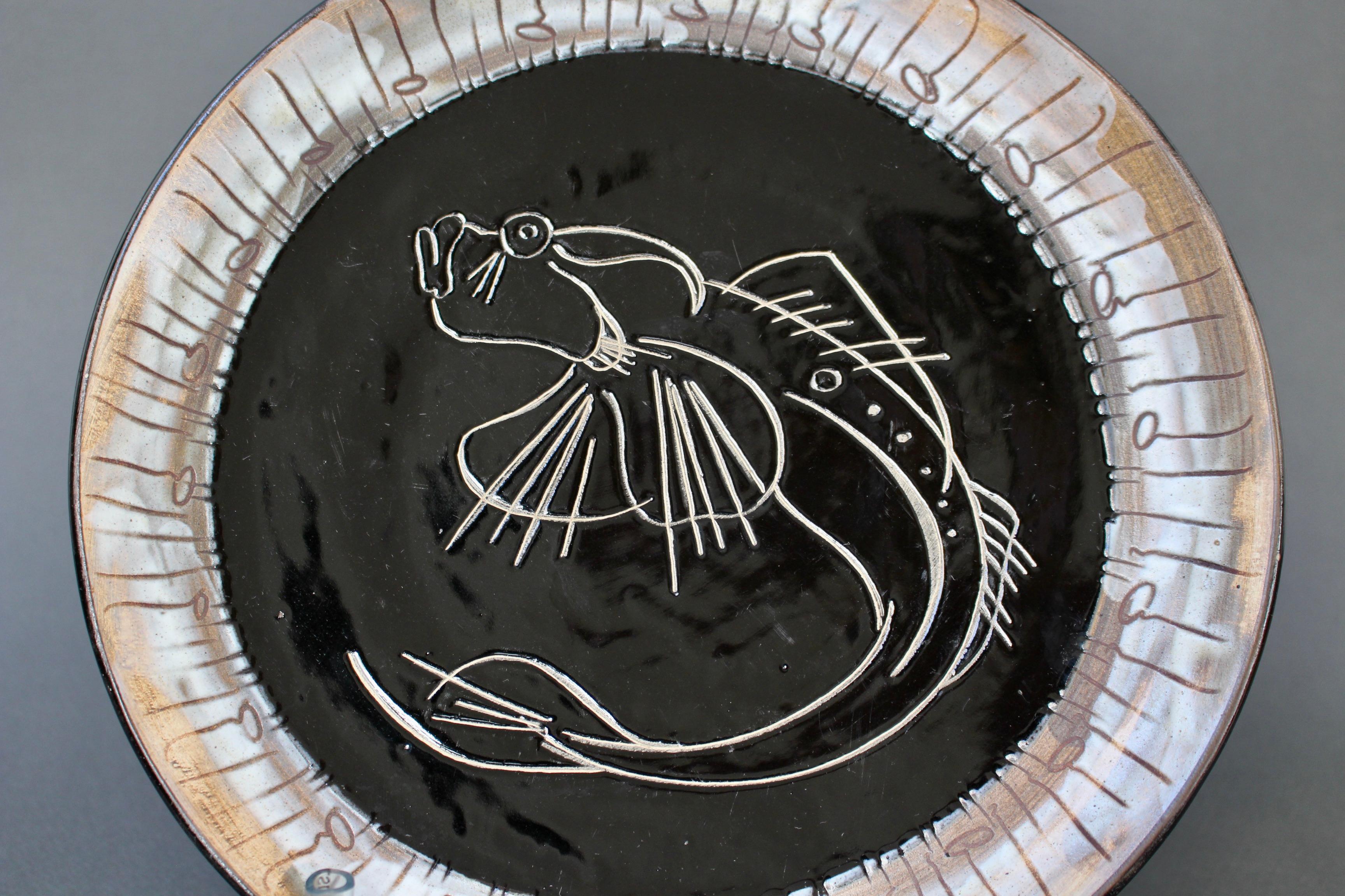 Mid-Century Ceramic Decorative Plate by Claude Vayssier for Atelier Cerenne In Good Condition For Sale In London, GB