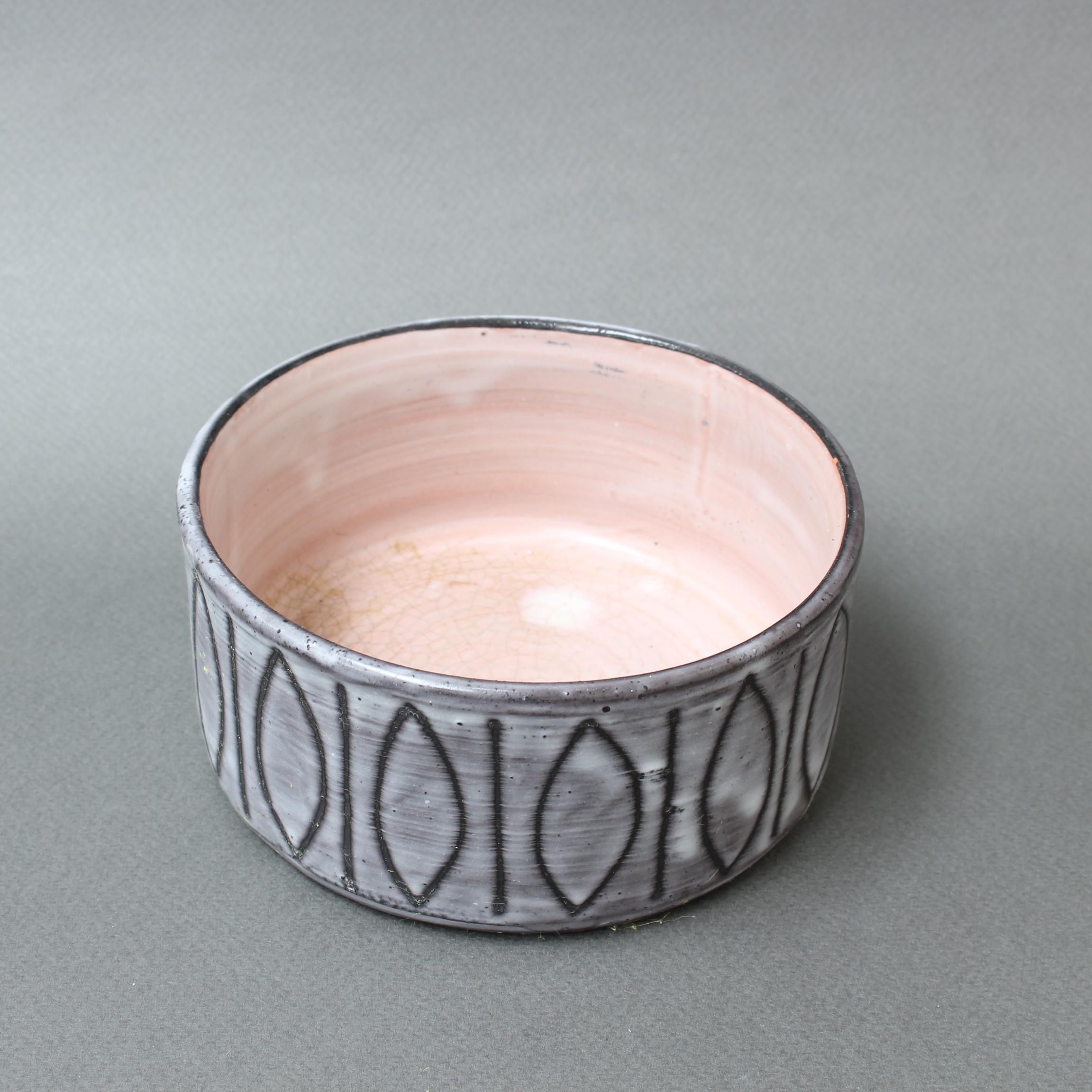 French Midcentury Ceramic Deep Dish by Jacques Pouchain, Atelier Dieulefit, circa 1960s