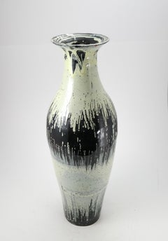 Keramik-Bodenvase aus der Mitte des Jahrhunderts 20e