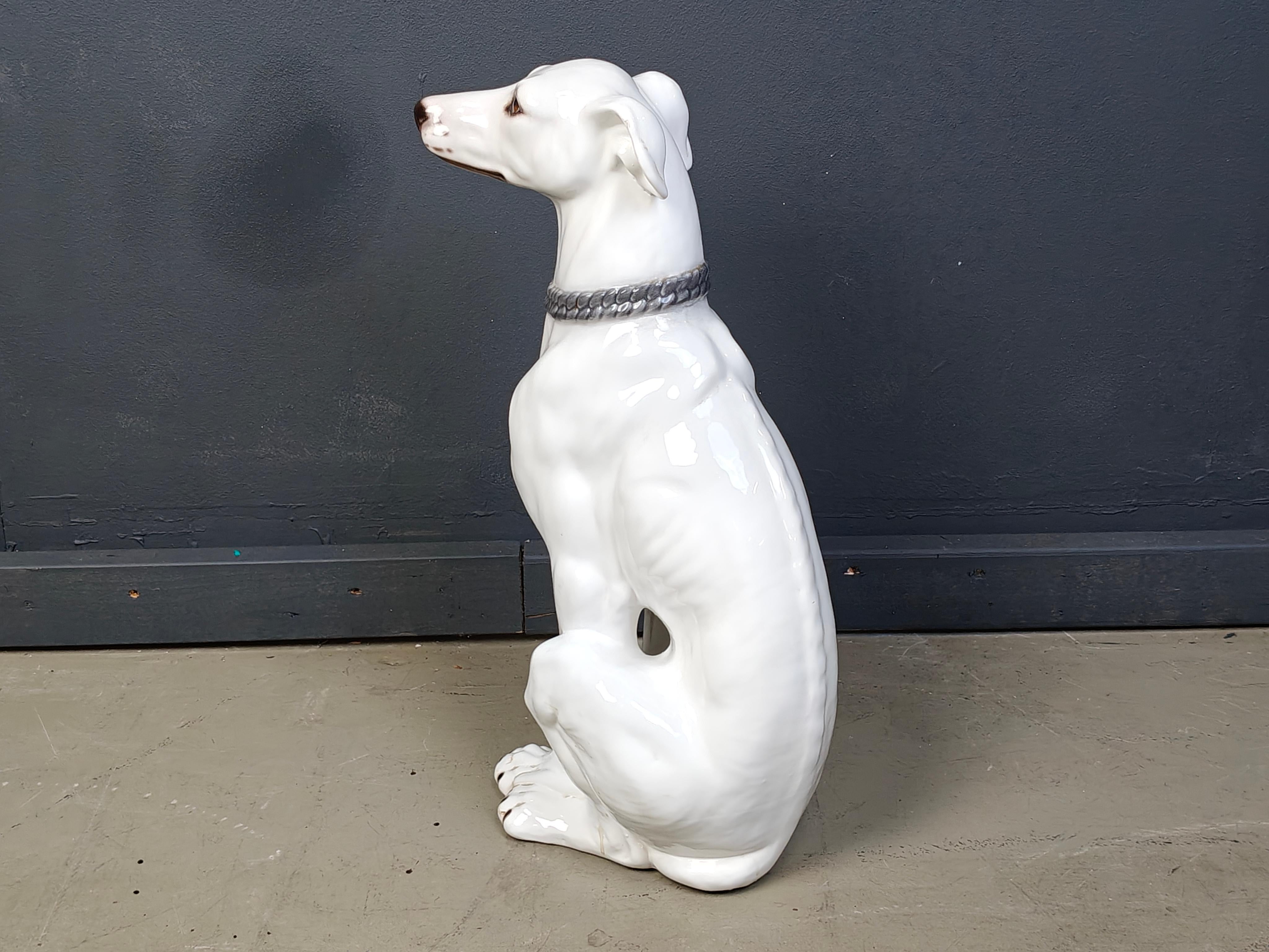 Galgo de cerámica de mediados de siglo, años 60 Regencia de Hollywood en venta