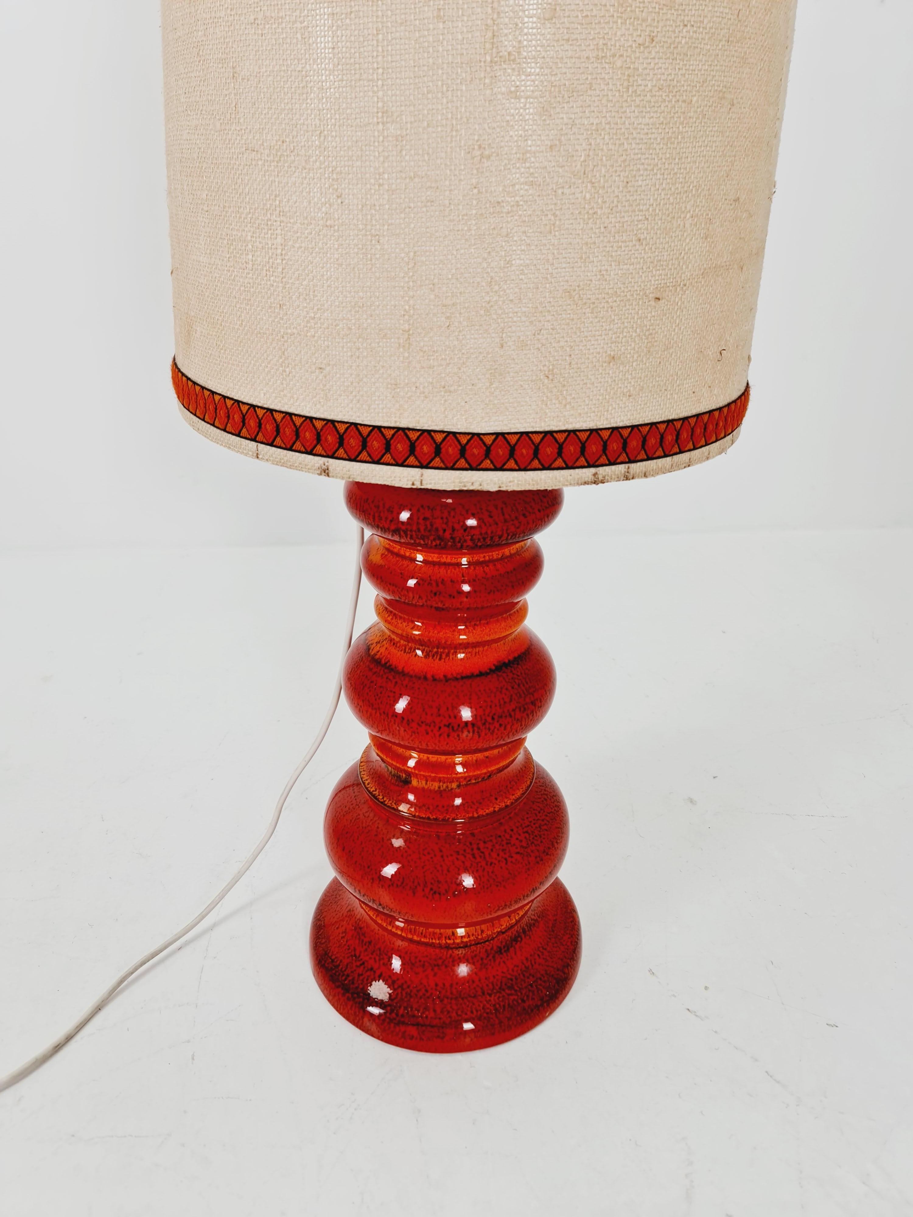 Mid Jahrhundert Keramik handgefertigte Stehlampe 1960er Jahre Deutschland im Zustand „Gut“ im Angebot in Gaggenau, DE